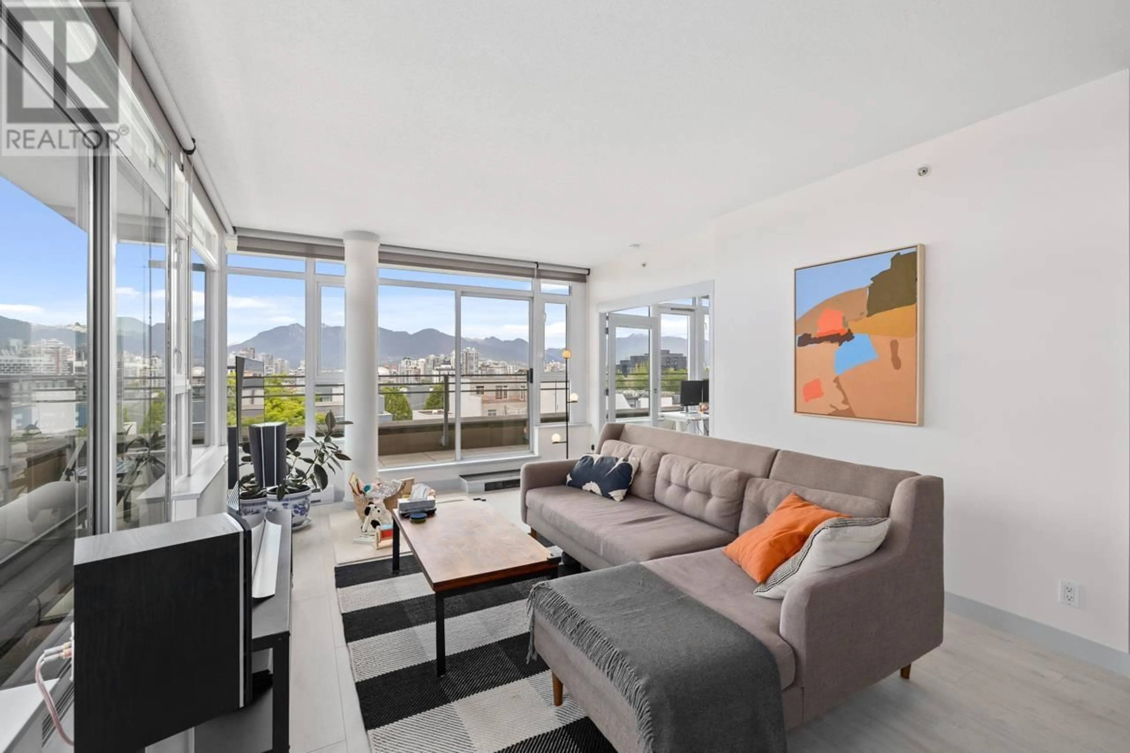 Living room with furniture, unknown for 505 - 2520 MANITOBA STREET, Vancouver British Columbia V5Y3A6