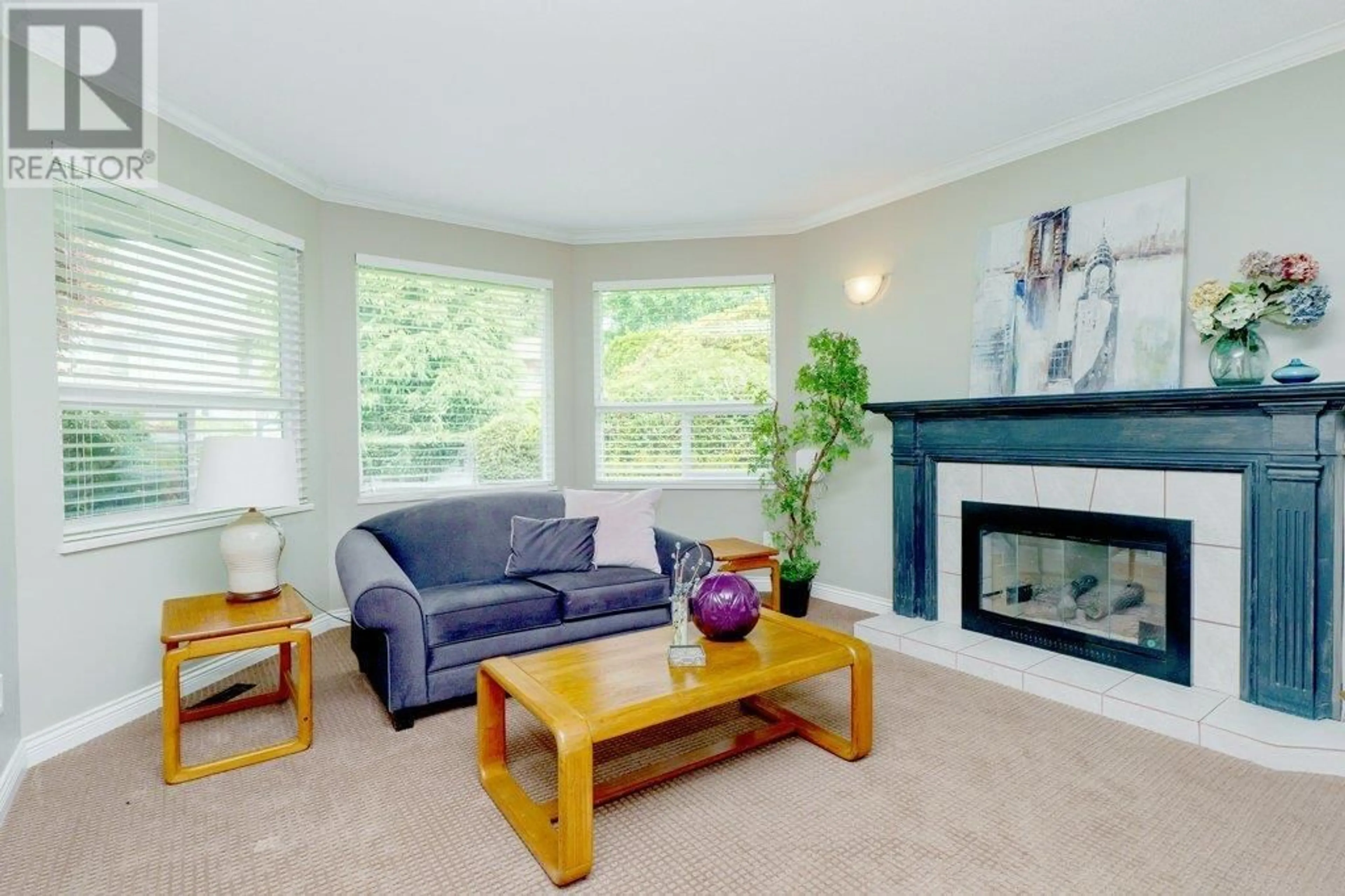 Living room with furniture, unknown for 12451 205 STREET, Maple Ridge British Columbia V2X0B1