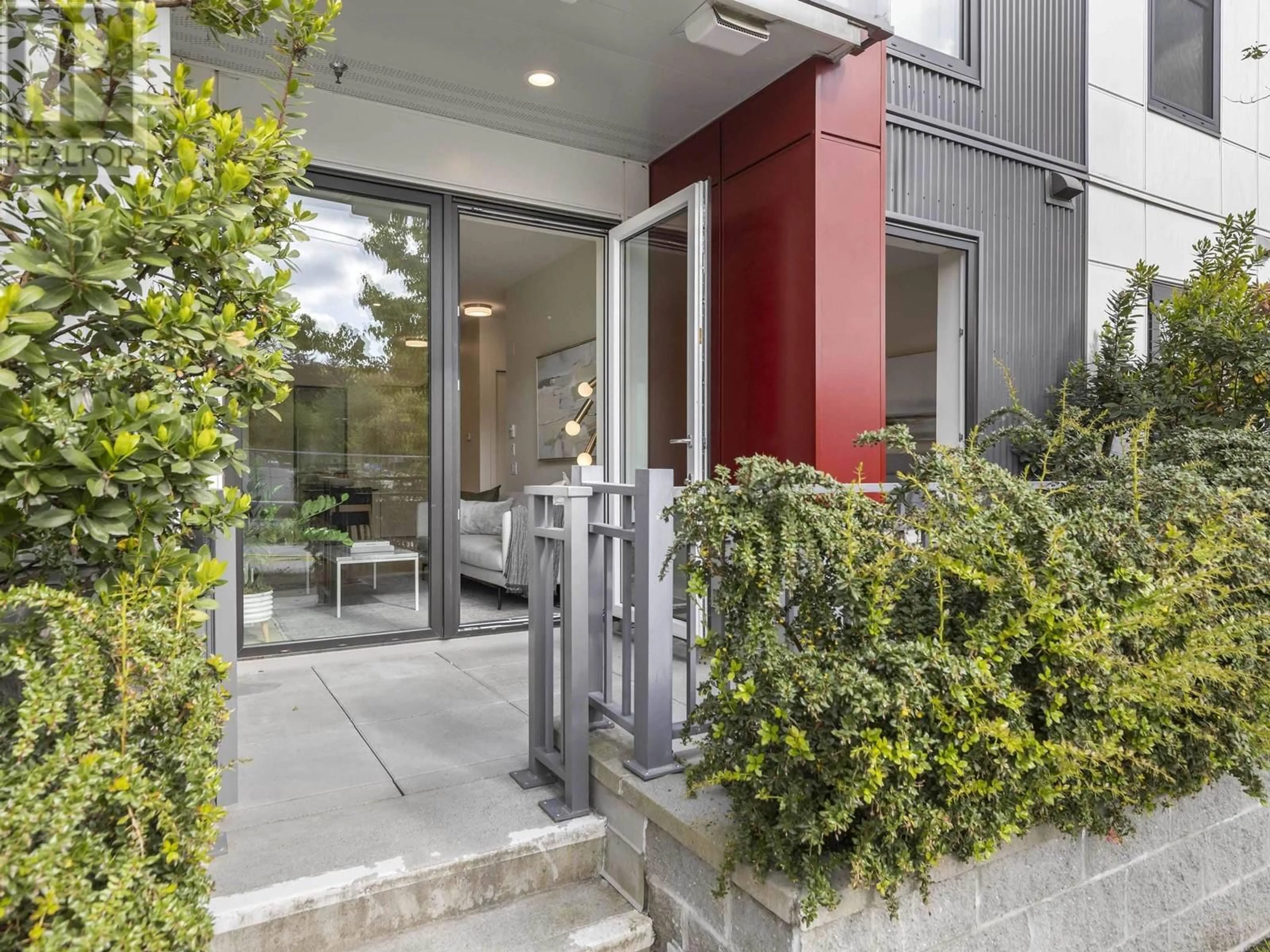 Unknown for 103 - 108 35TH AVENUE, Vancouver British Columbia V5W1A6