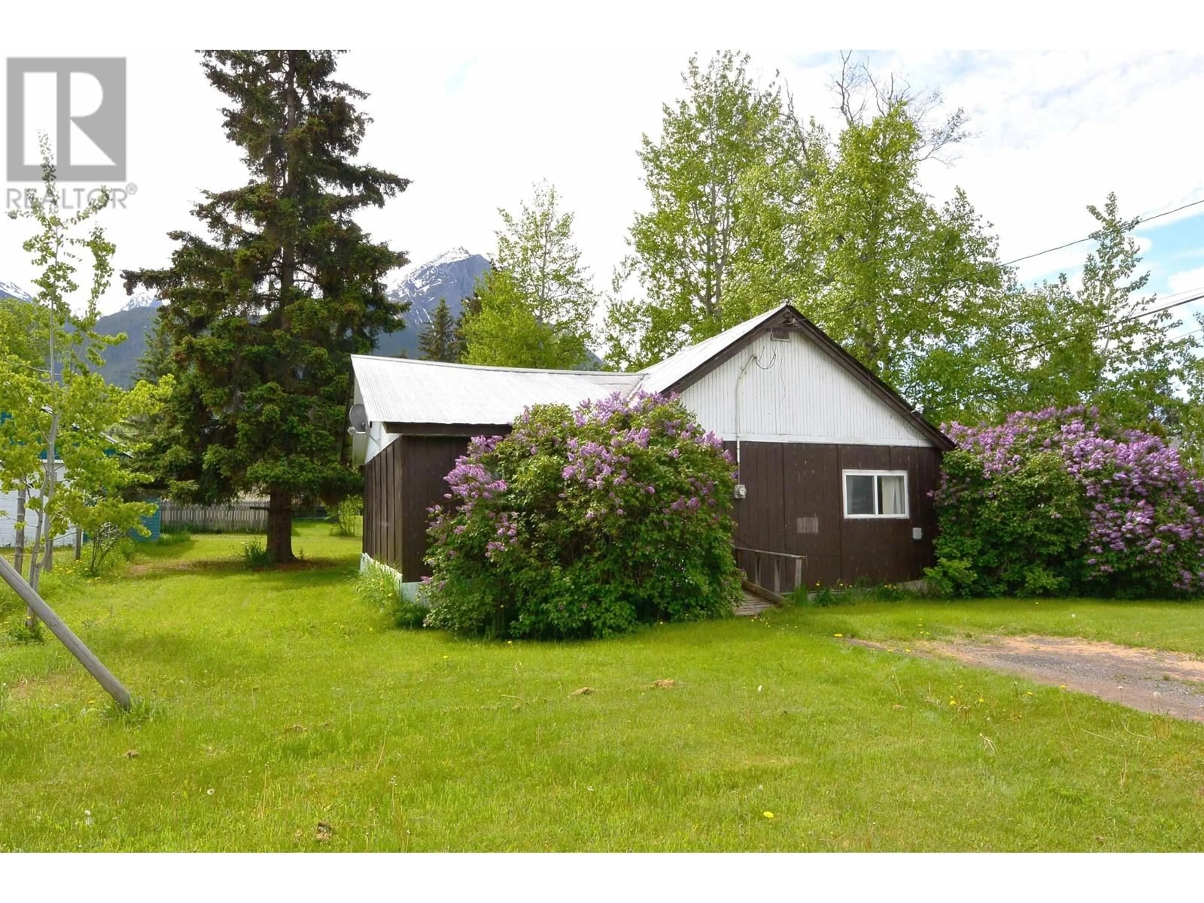 Shed for 4310 11TH AVENUE, New Hazelton British Columbia V0J2J0