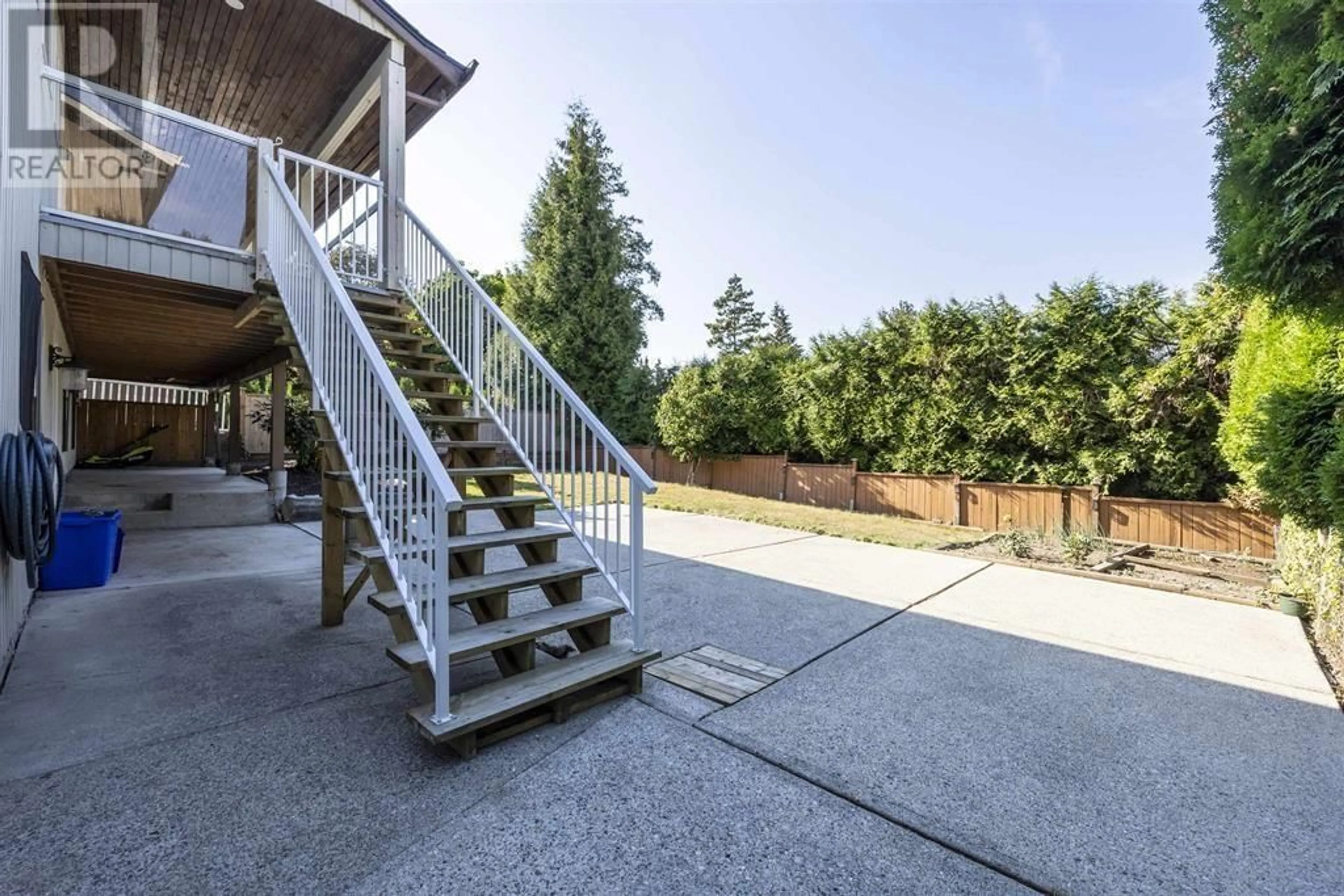 Patio, mountain view for 7753 HAZELMERE STREET, Burnaby British Columbia V5E2B3