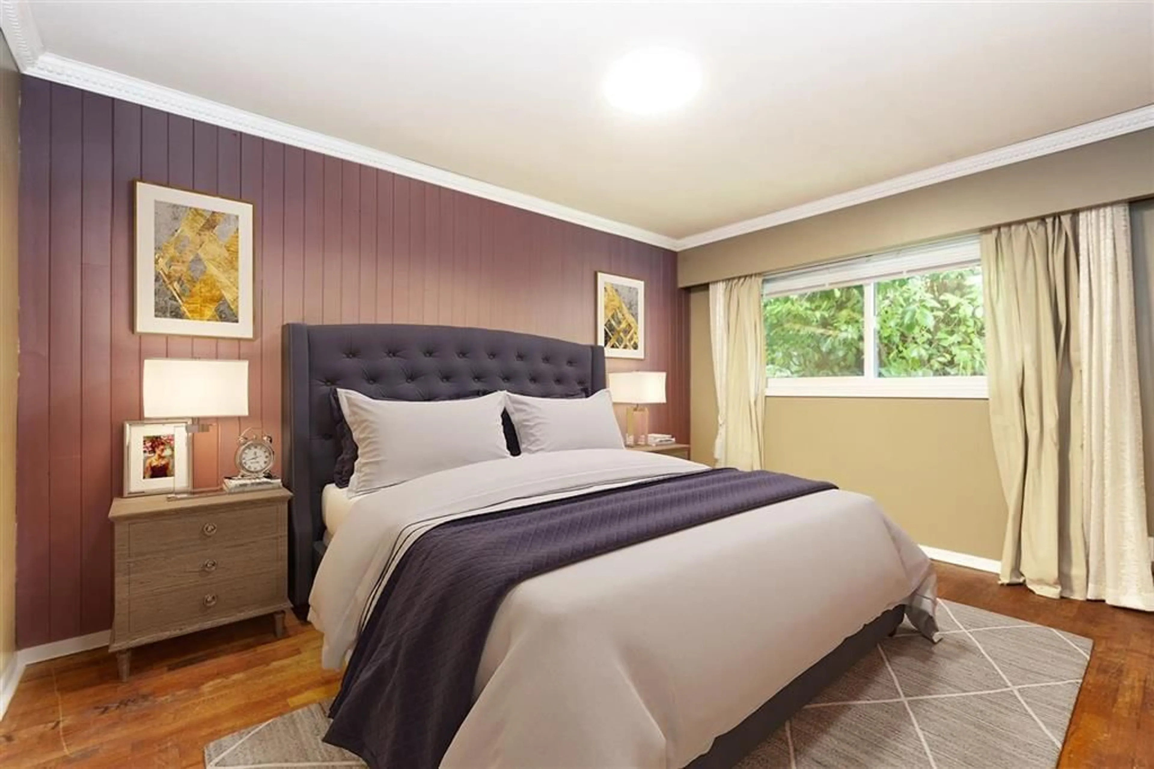 Bedroom with bed, wood/laminate floor for 8923 SHEPHERD, Delta British Columbia V4C4J9