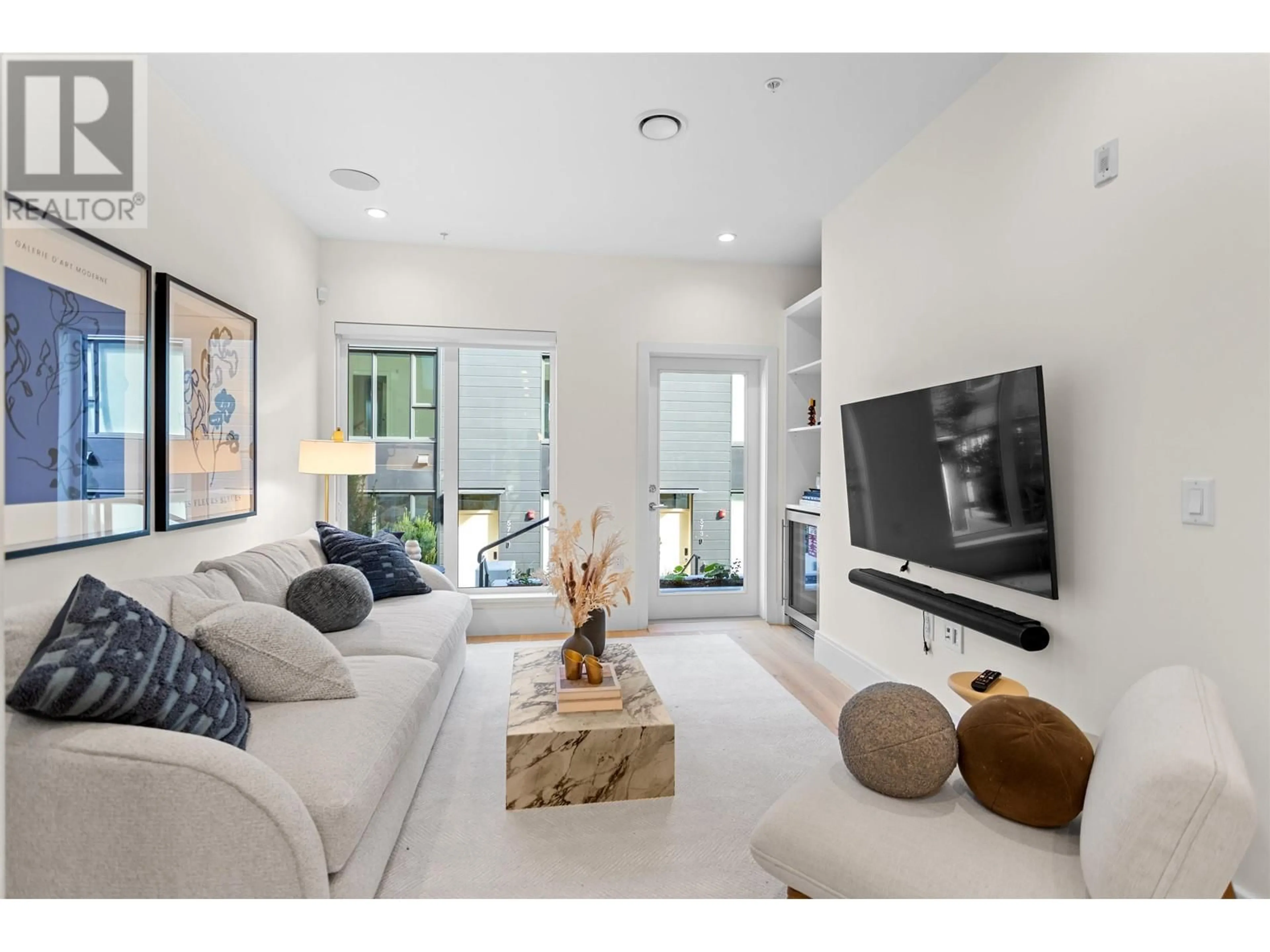 Living room with furniture, unknown for 557 26TH AVENUE, Vancouver British Columbia V5Z2E4