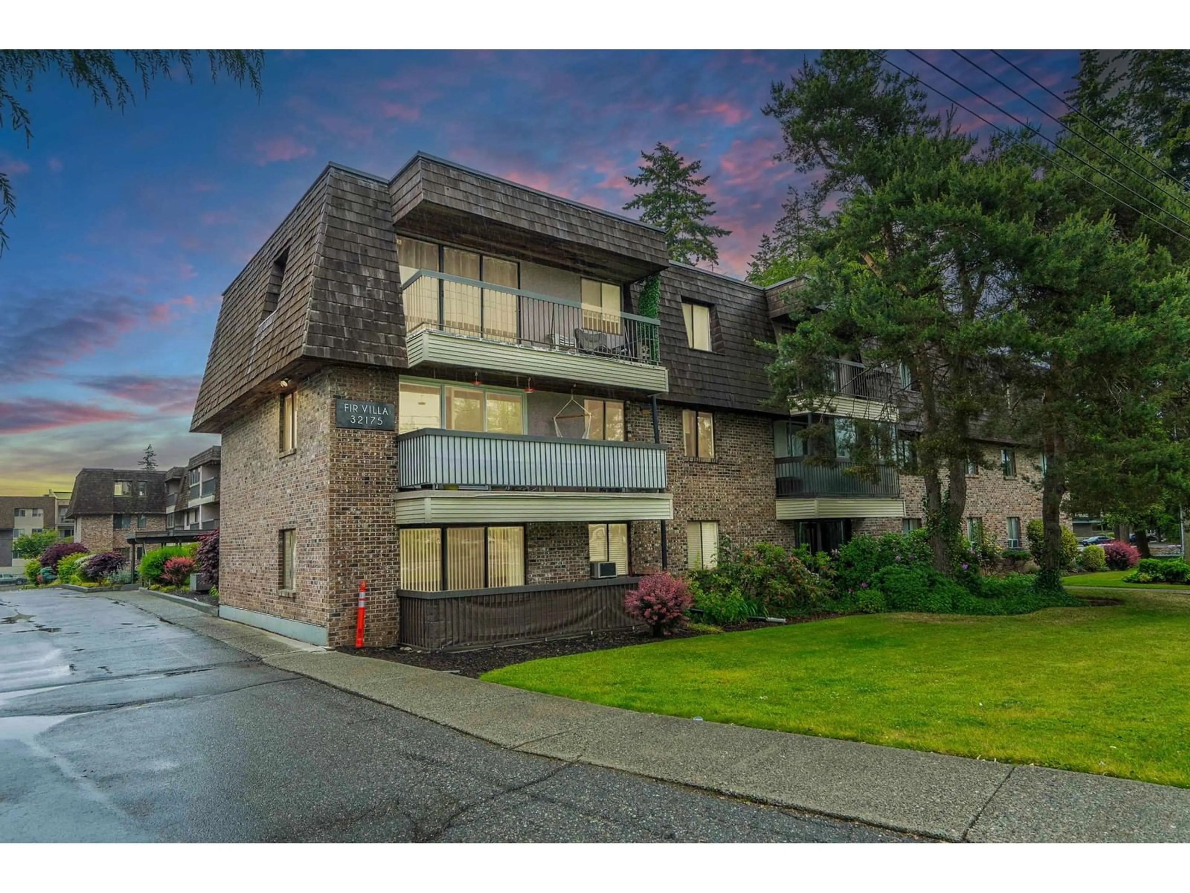 Unknown for 202 - 32175 OLD YALE, Abbotsford British Columbia V2T2C8