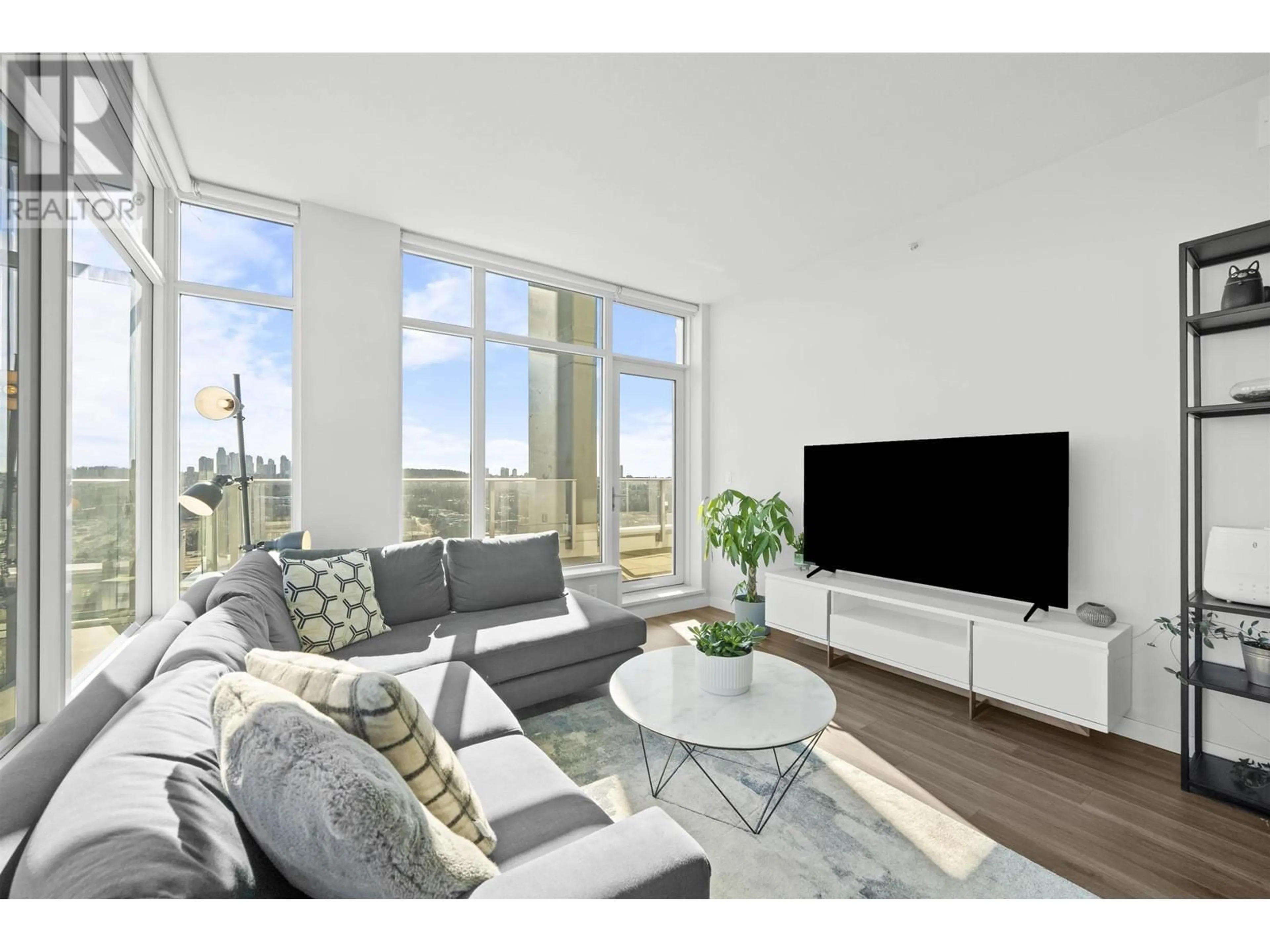 Living room with furniture, unknown for 4101 - 2388 MADISON AVENUE, Burnaby British Columbia V5C0K8