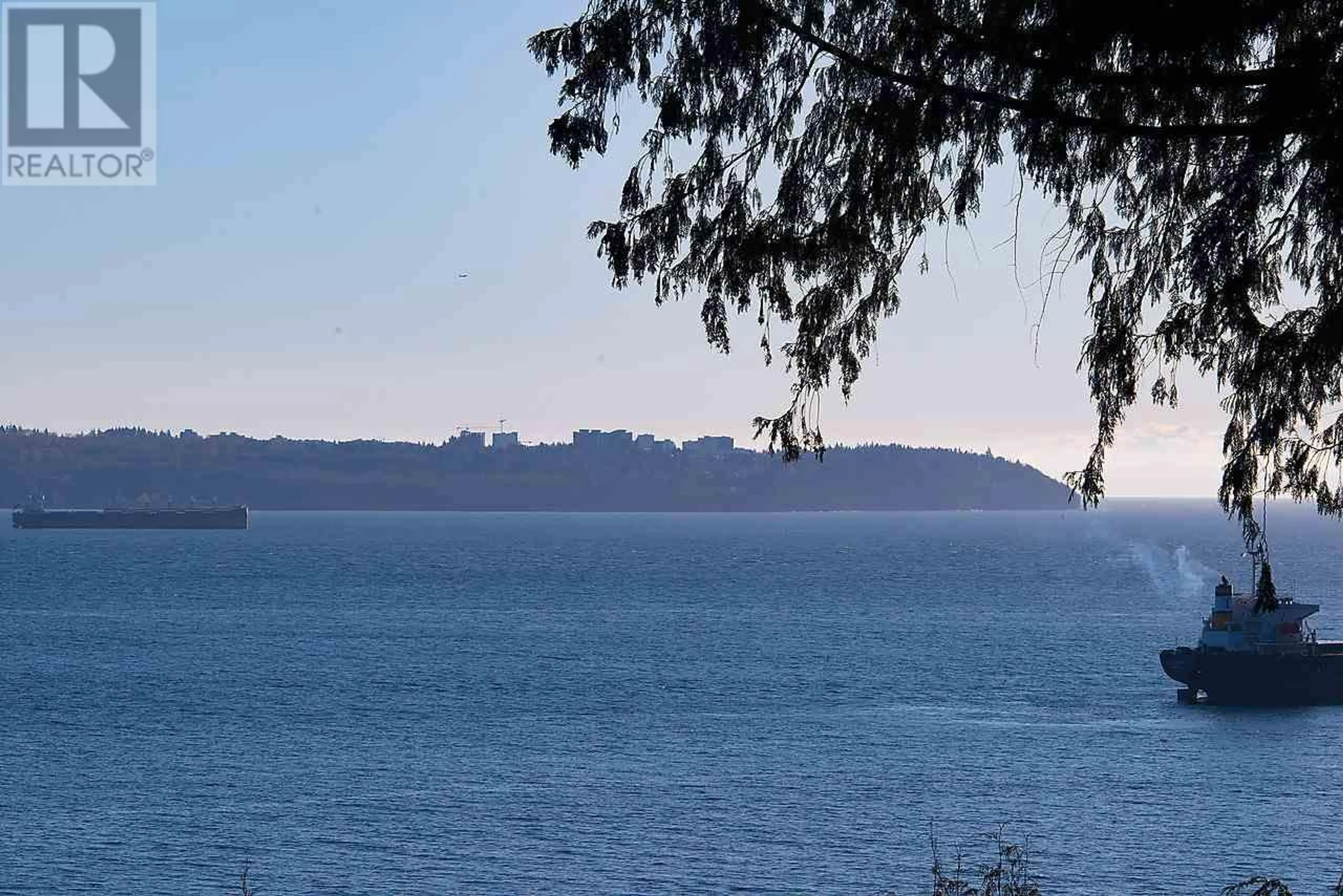 Blurry image for 3290 MATHERS AVENUE, West Vancouver British Columbia V7V2K5