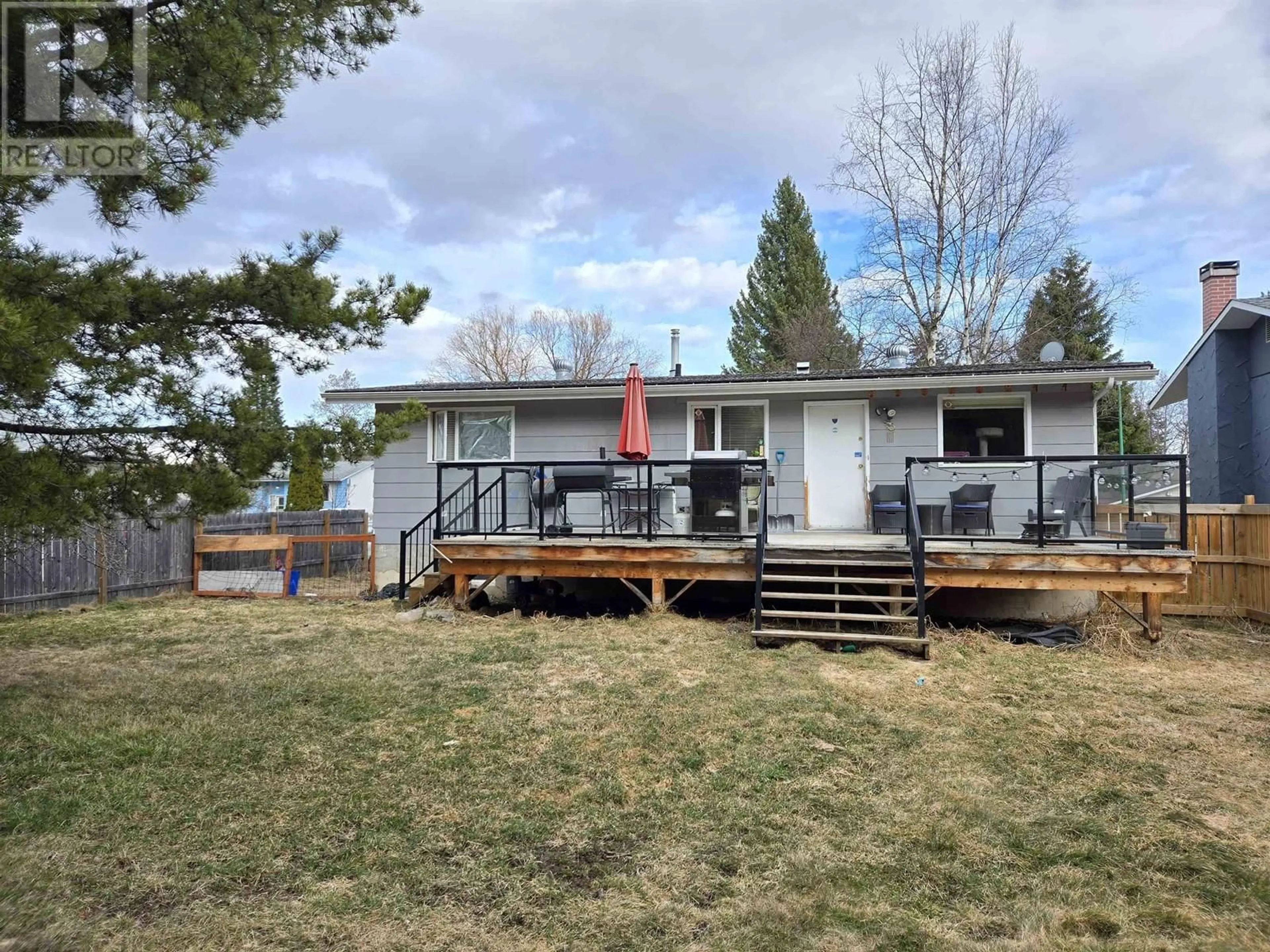 A pic from outside/outdoor area/front of a property/back of a property/a pic from drone, water/lake/river/ocean view for 7879 PIEDMONT CRESCENT, Prince George British Columbia V2N3K8