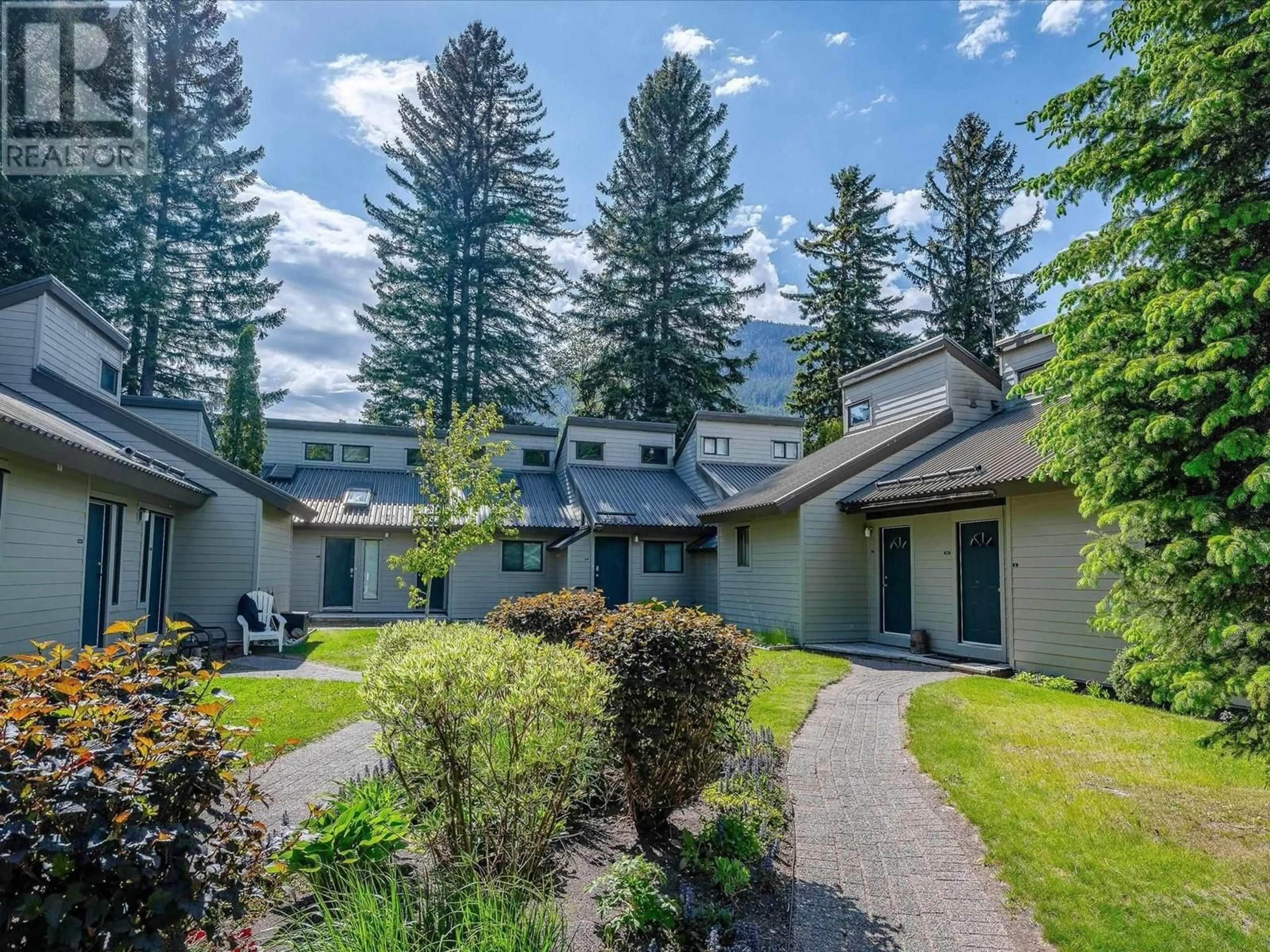 A pic from outside/outdoor area/front of a property/back of a property/a pic from drone, mountain view for D2 - 6900 CRABAPPLE DRIVE, Whistler British Columbia V8E0C5