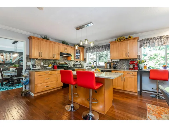 10851 GREENWOOD DRIVE, Mission 5
