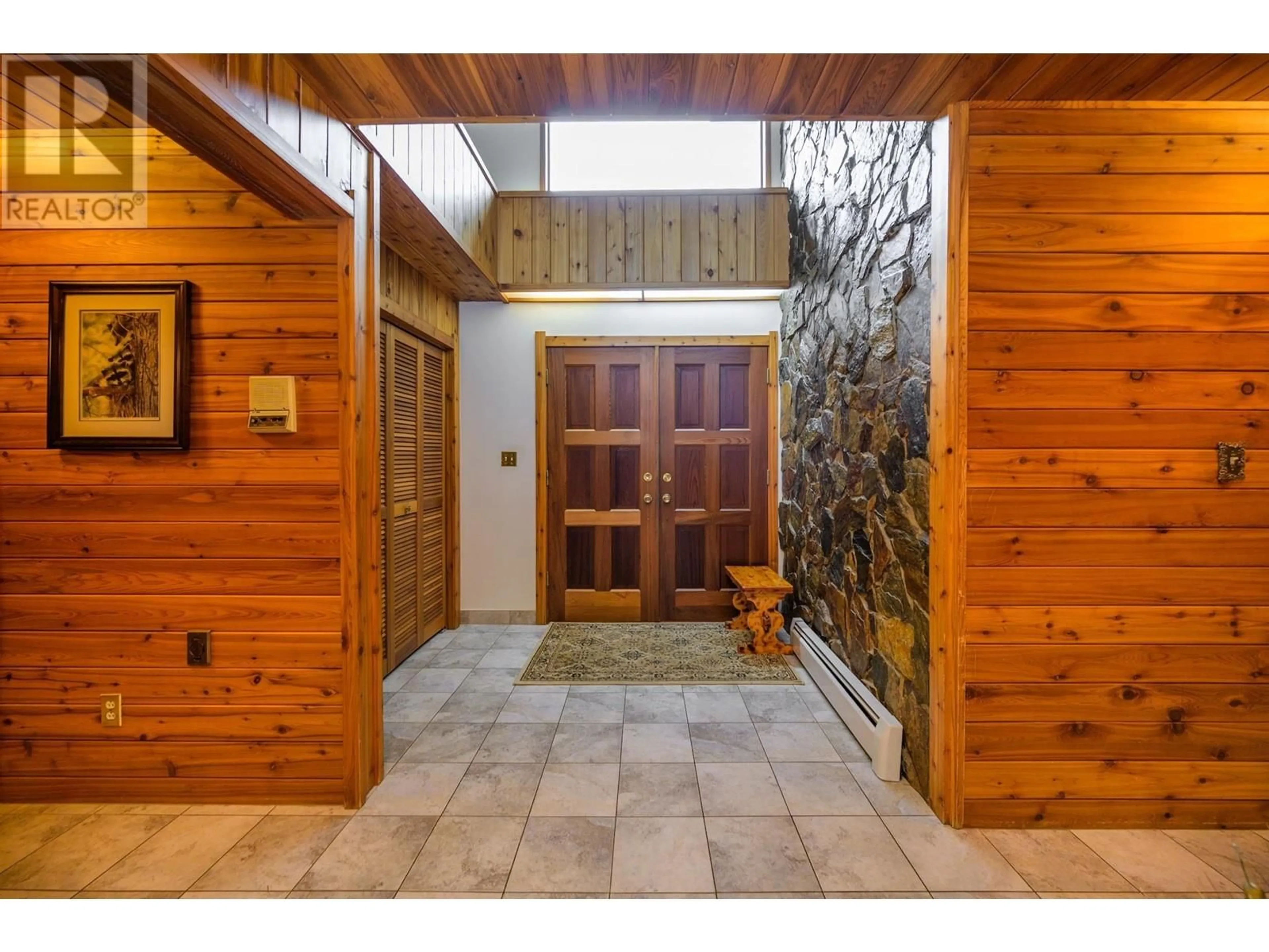 Indoor entryway for 13450 NORTH KELLY ROAD, Prince George British Columbia V2N2H9