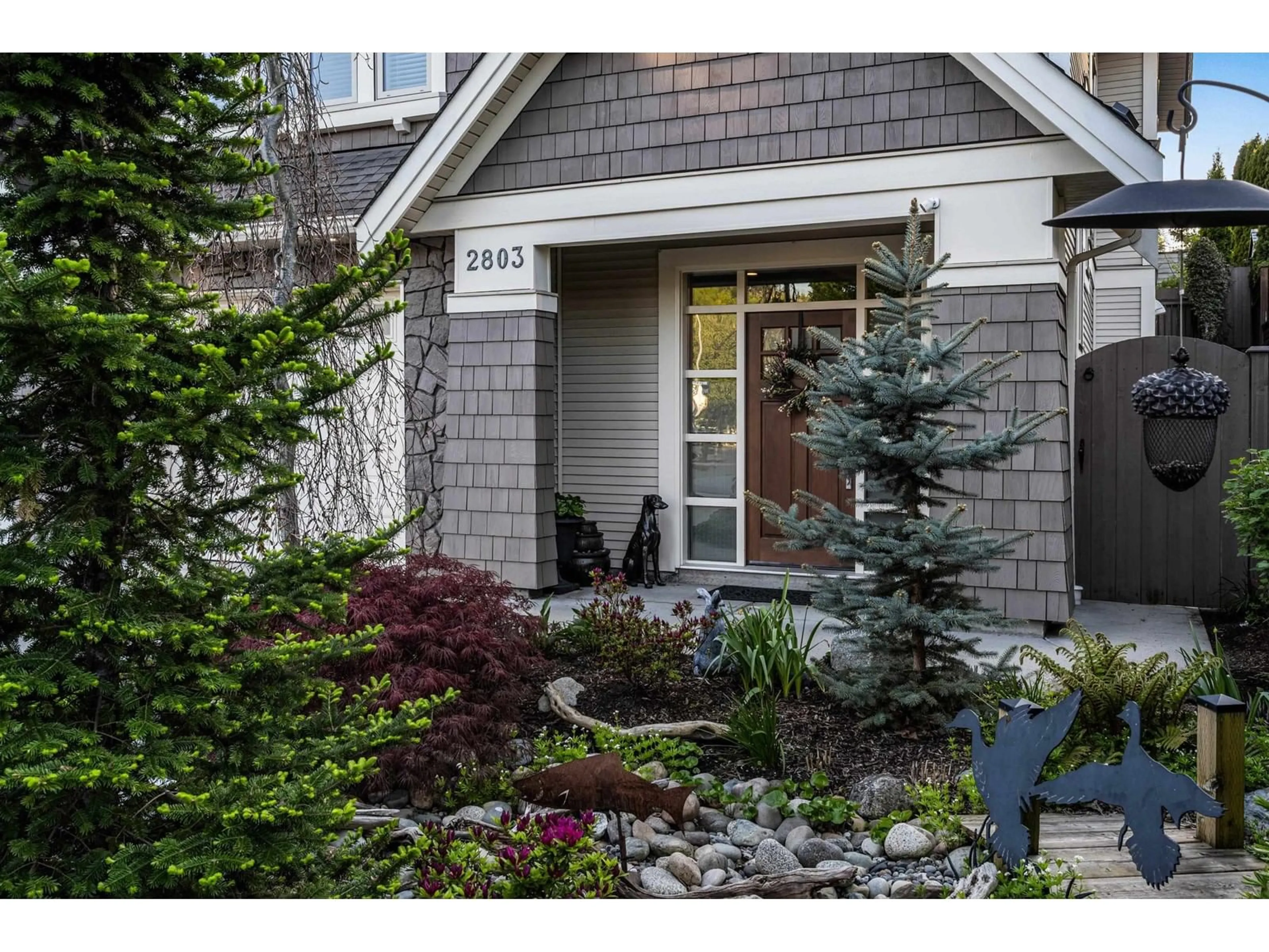 Indoor entryway for 2803 BRISTOL, Abbotsford British Columbia V2S8N6