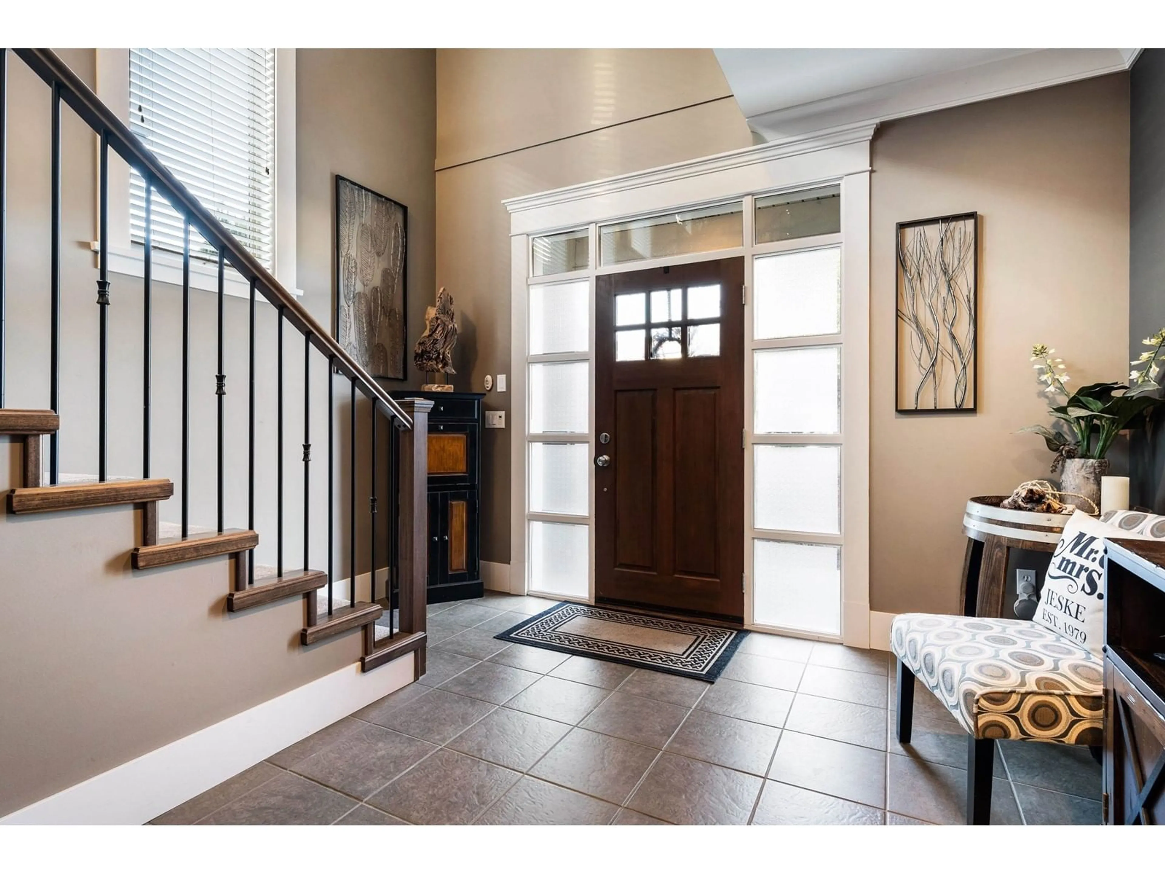Indoor entryway for 2803 BRISTOL, Abbotsford British Columbia V2S8N6