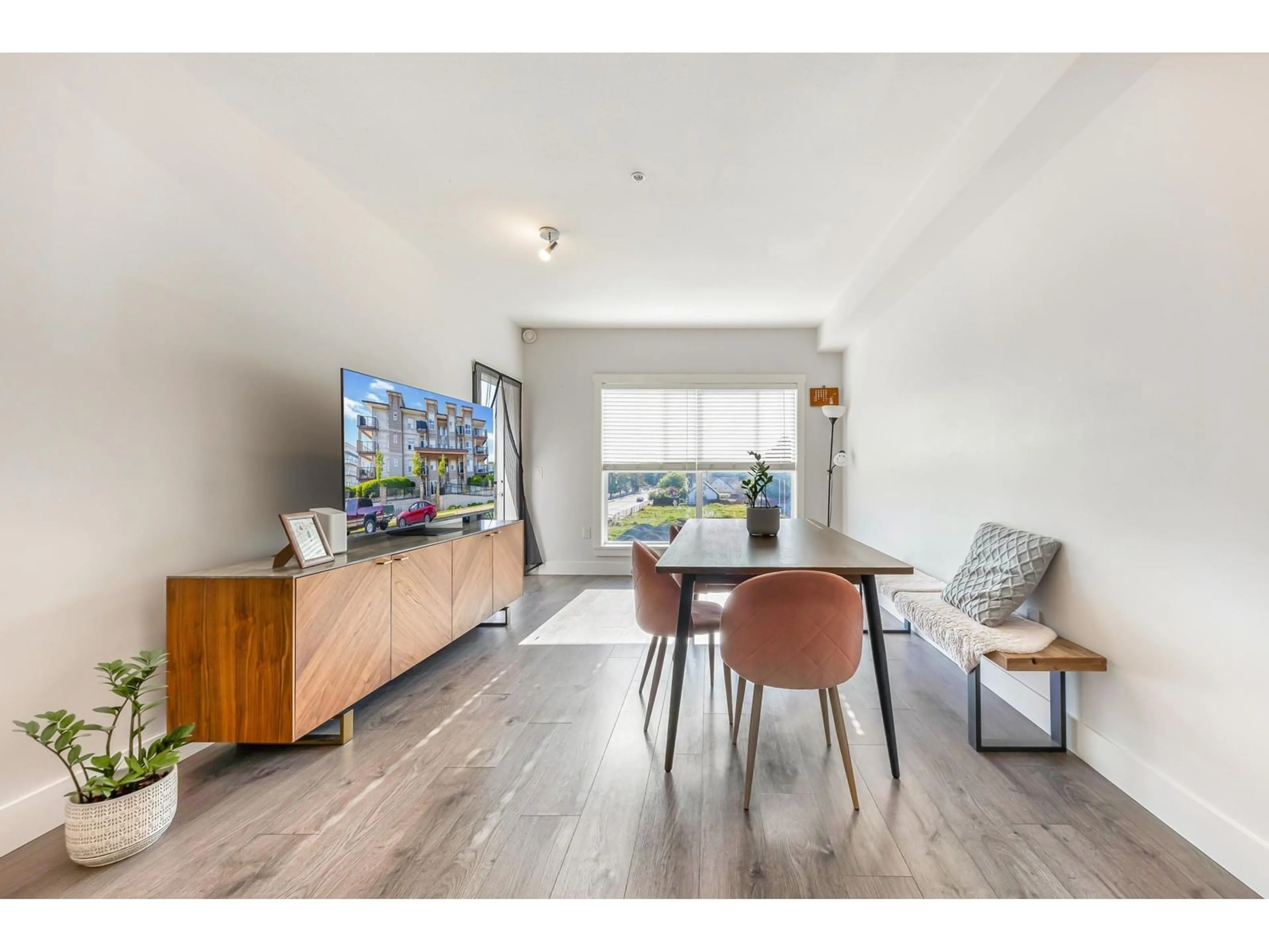 A pic of a room for 302 - 20175 53, Langley British Columbia V3A0J8