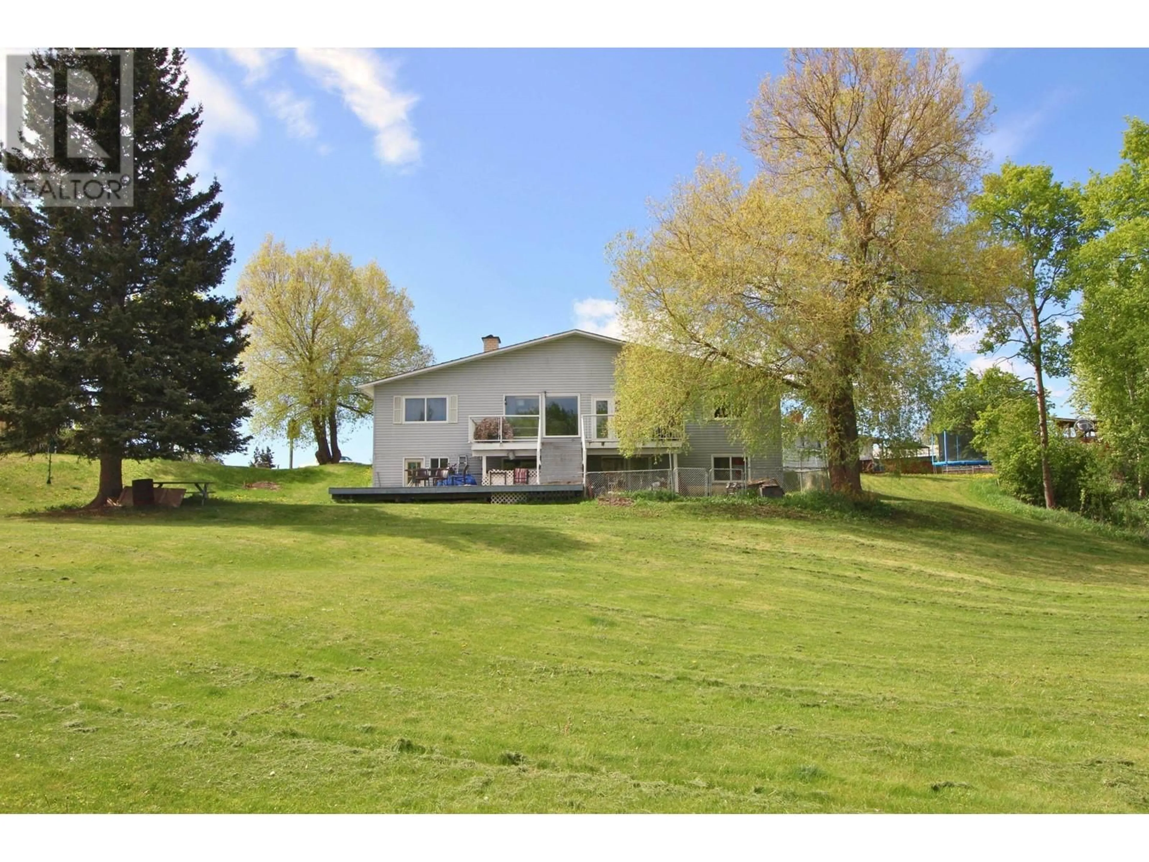 A pic from outside/outdoor area/front of a property/back of a property/a pic from drone, water/lake/river/ocean view for 3333 PARISH ROAD, Houston British Columbia V0J1Z0