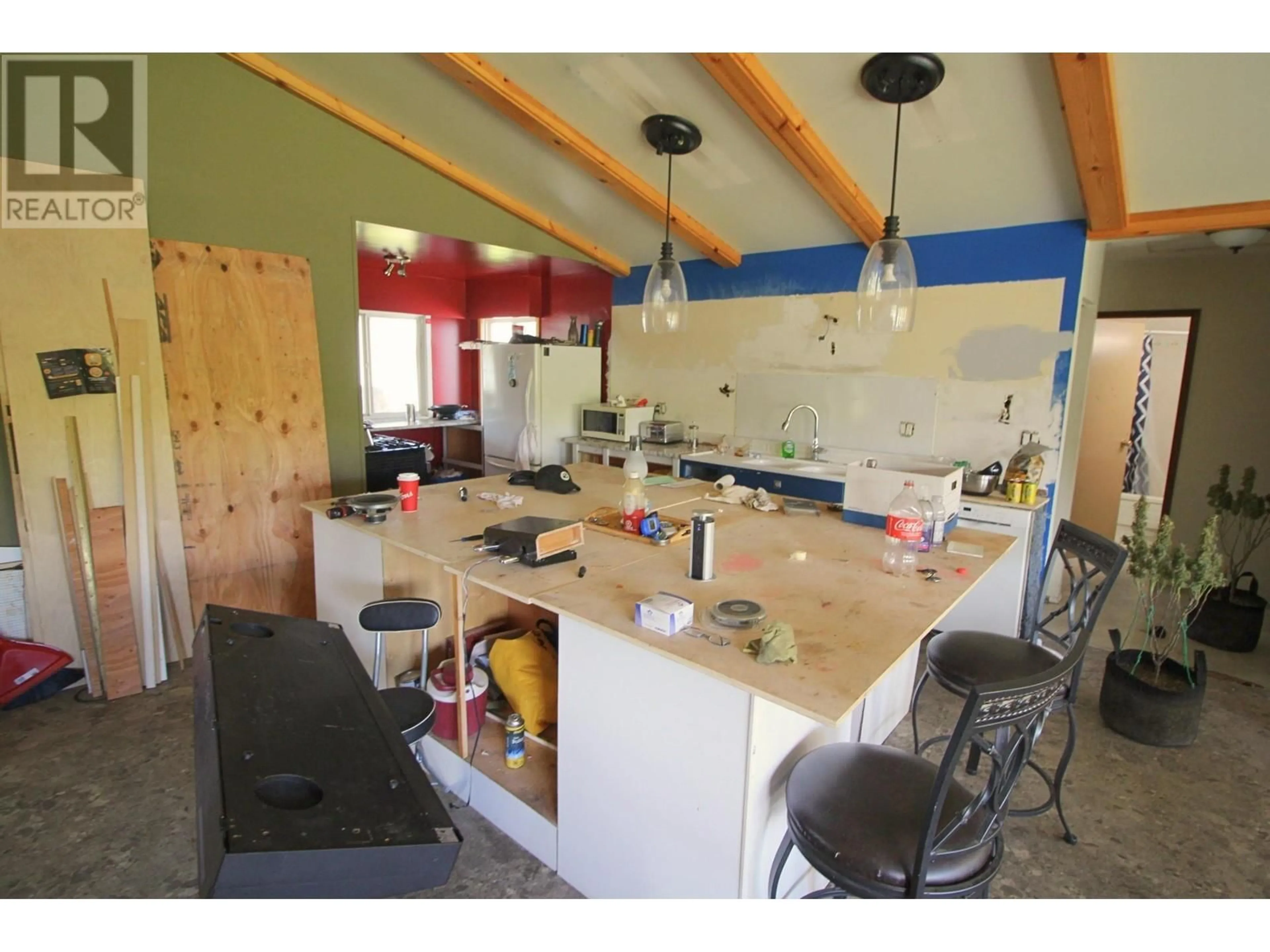 Open concept kitchen, unknown for 3333 PARISH ROAD, Houston British Columbia V0J1Z0