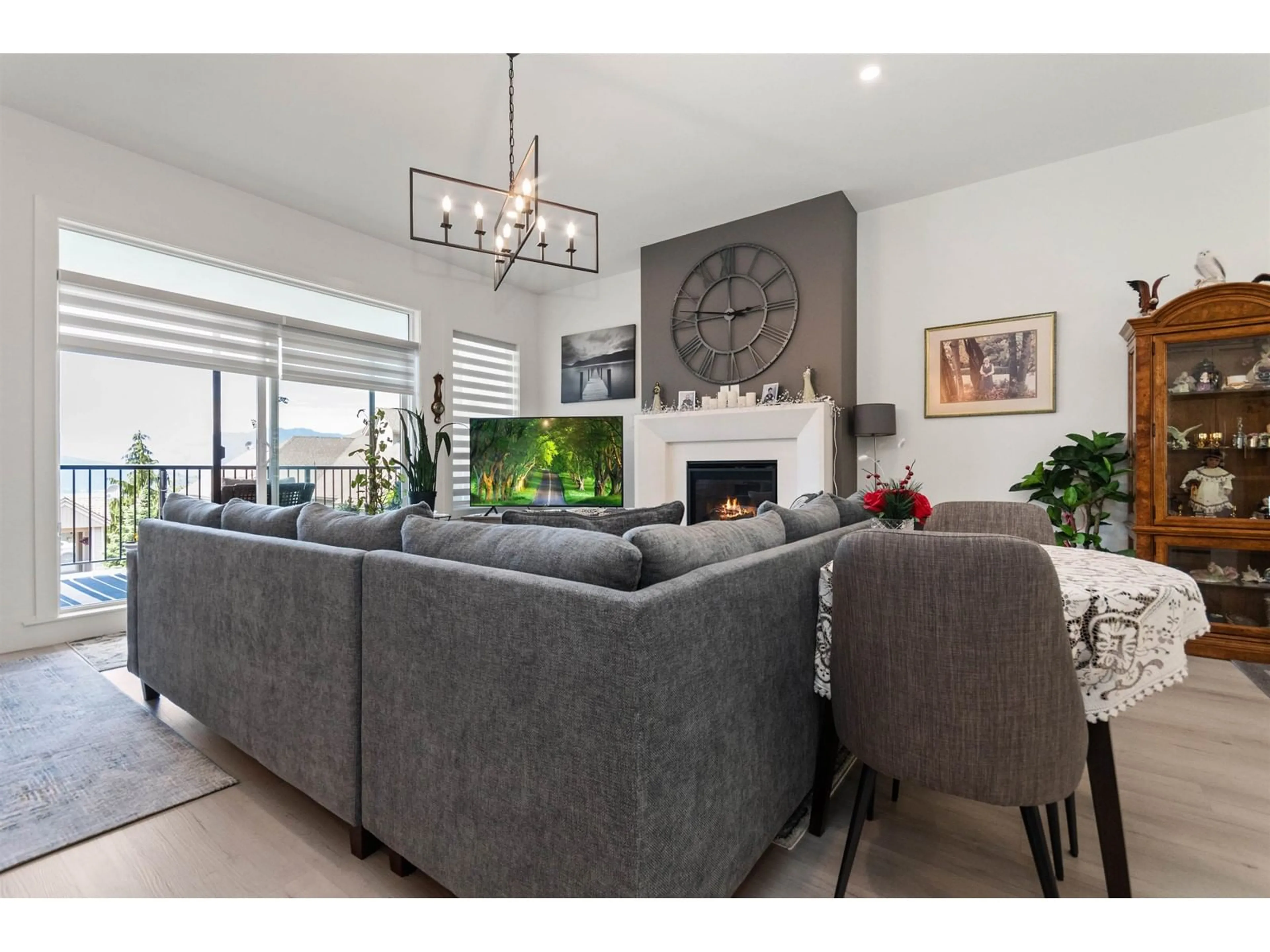Living room with furniture, unknown for 14 - 5248 GOLDSPRING PLACE, Chilliwack British Columbia V2R5S5