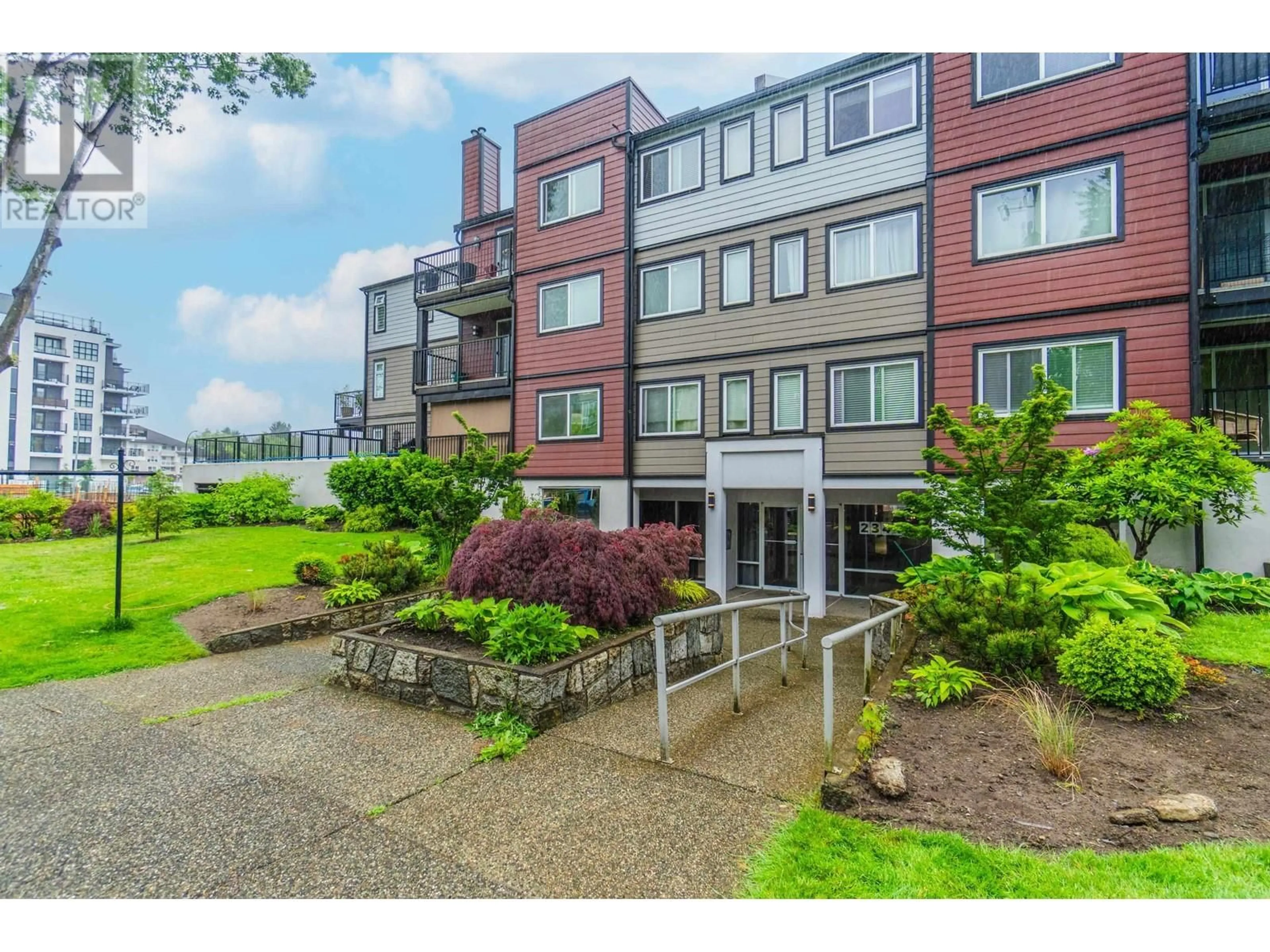 Unknown for 106 - 2344 ATKINS AVENUE, Port Coquitlam British Columbia V3C1Y8