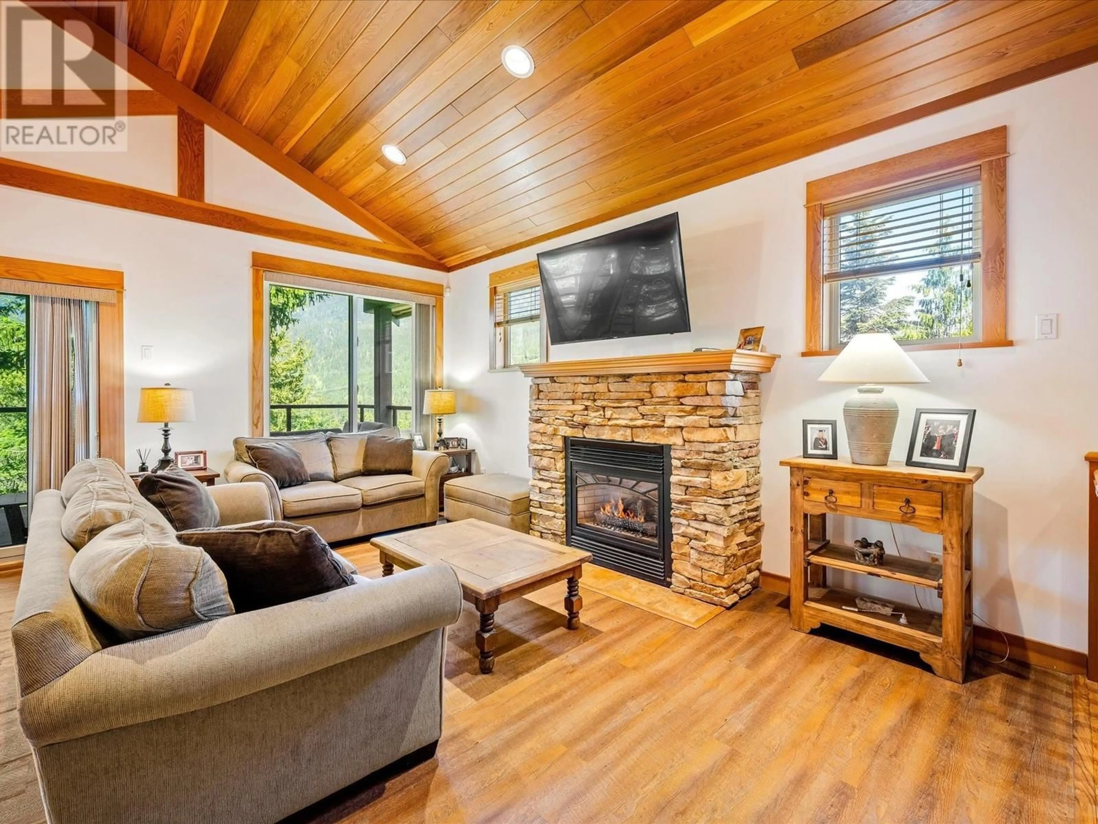 Living room with furniture, wood/laminate floor for 2314 CAYLEY CLOSE, Whistler British Columbia V8E0A8