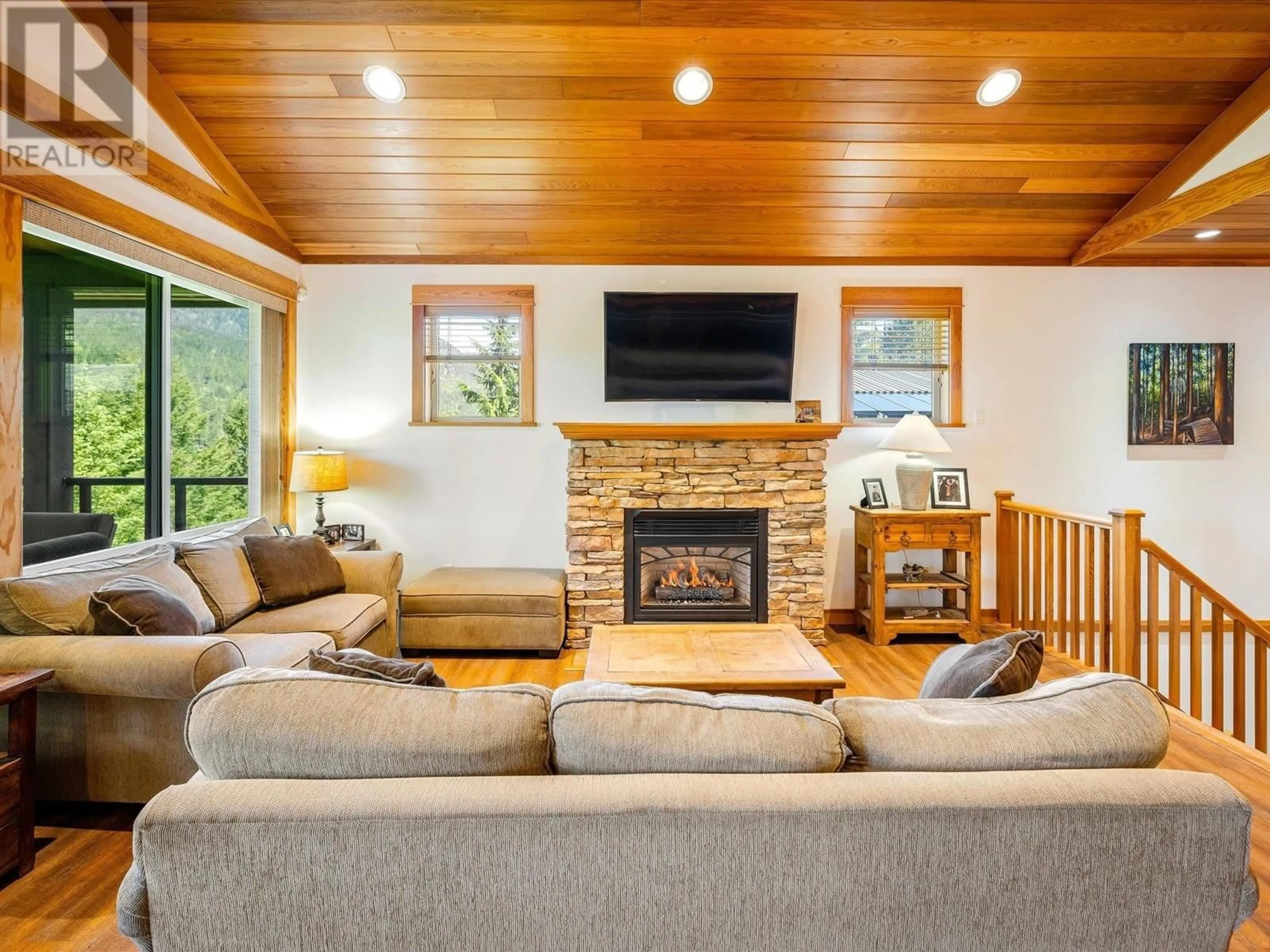 Living room with furniture, wood/laminate floor for 2314 CAYLEY CLOSE, Whistler British Columbia V8E0A8