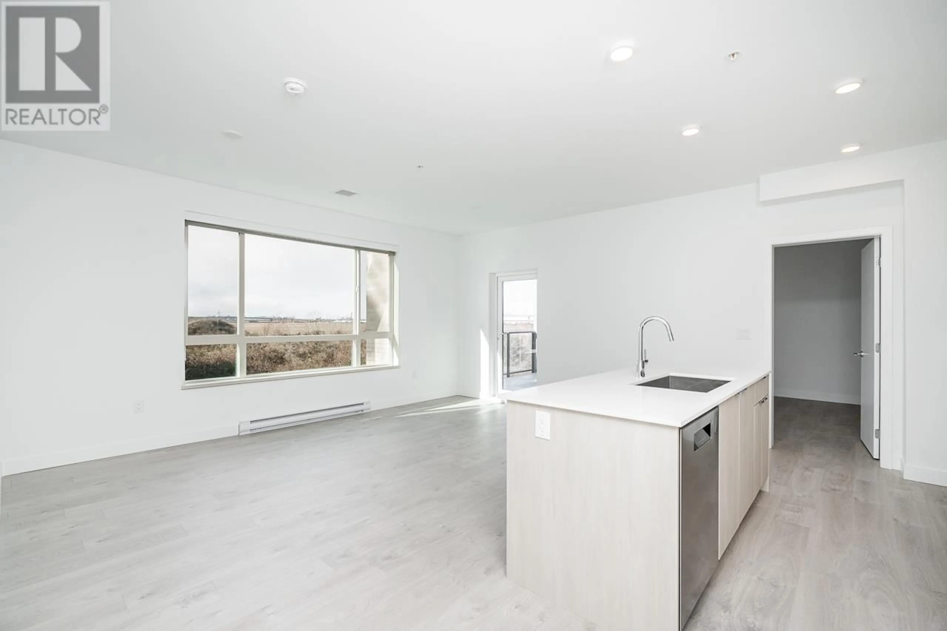 Open concept kitchen, unknown for 5 - 2499 RABBIT DRIVE, Tsawwassen British Columbia V4M0G4