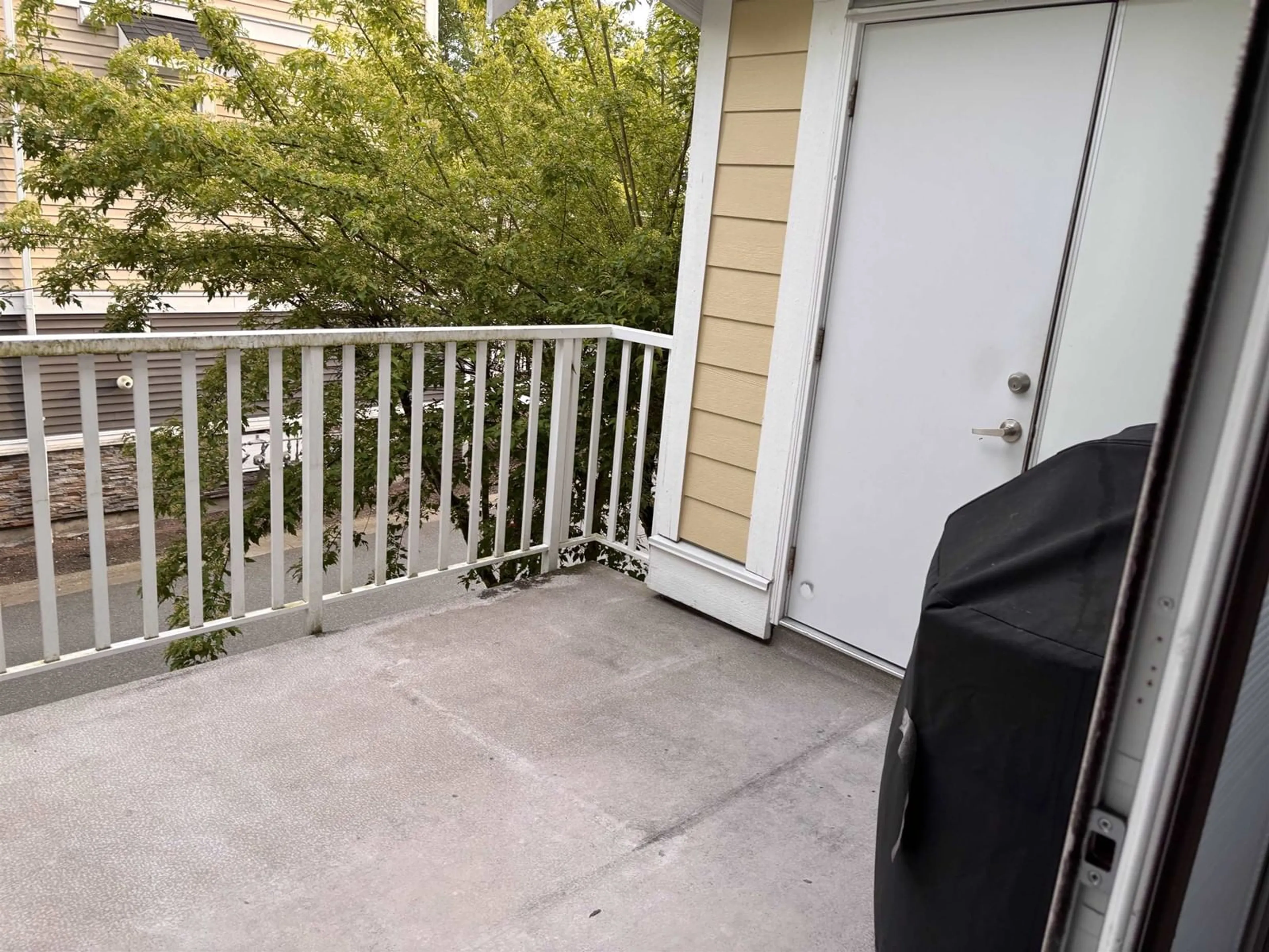 Patio, unknown for 15 - 9584 216, Langley British Columbia V1M0C5