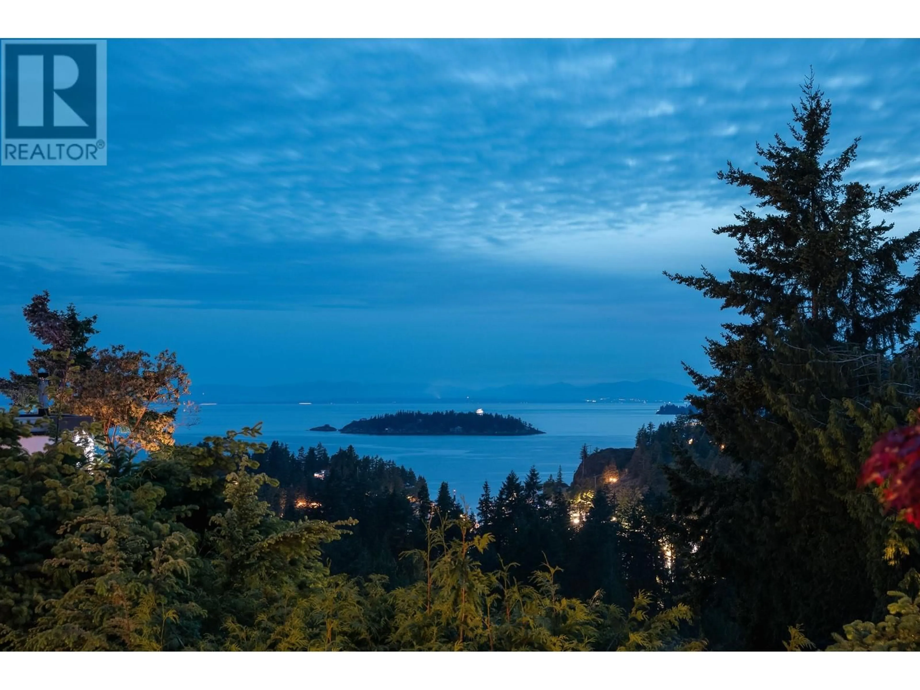 Blurry image for 5634 WESTPORT ROAD, West Vancouver British Columbia V7W1V1