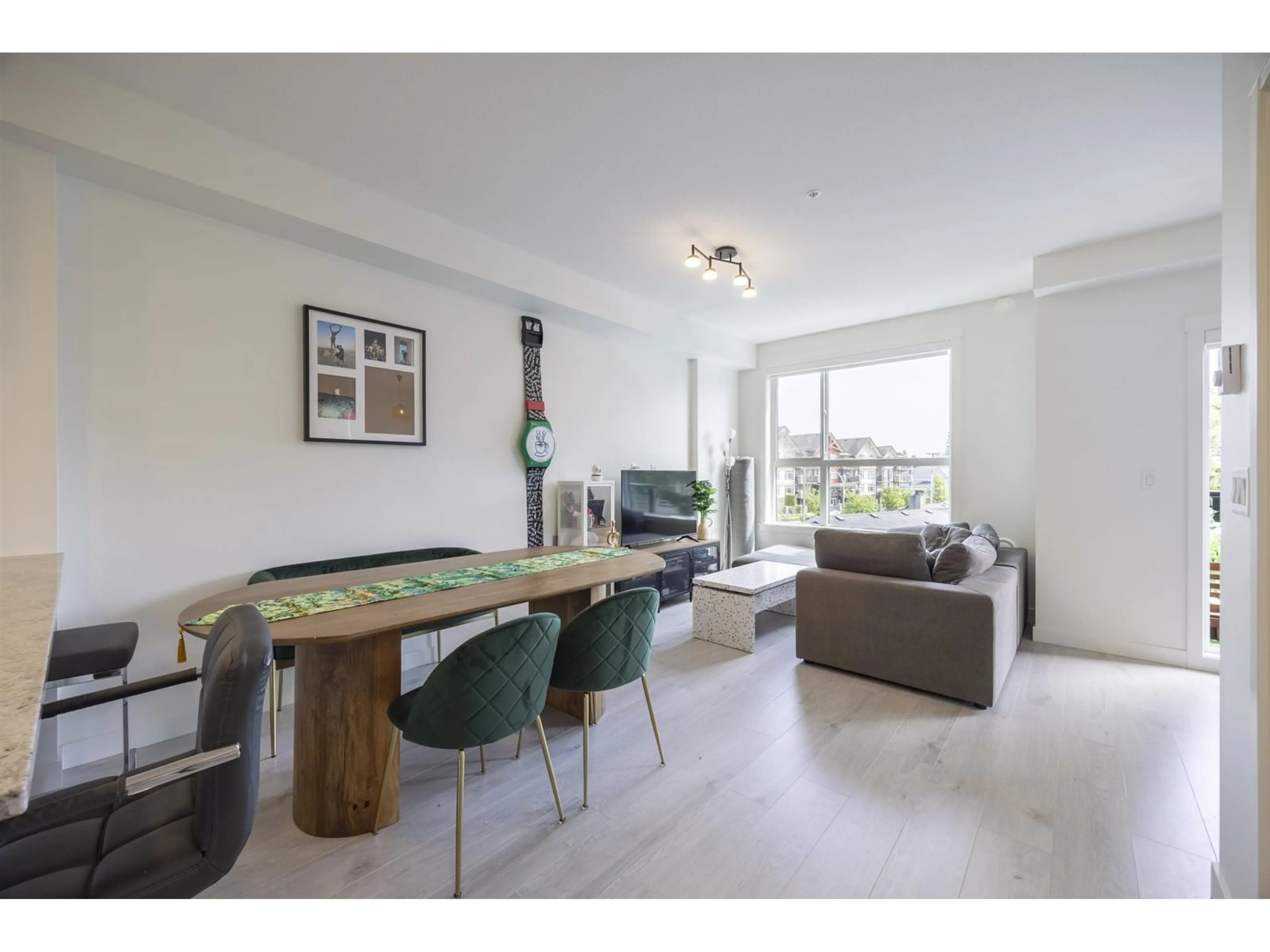 Living room with furniture, unknown for 317 - 5504 BRYDON, Langley British Columbia V3A4A4