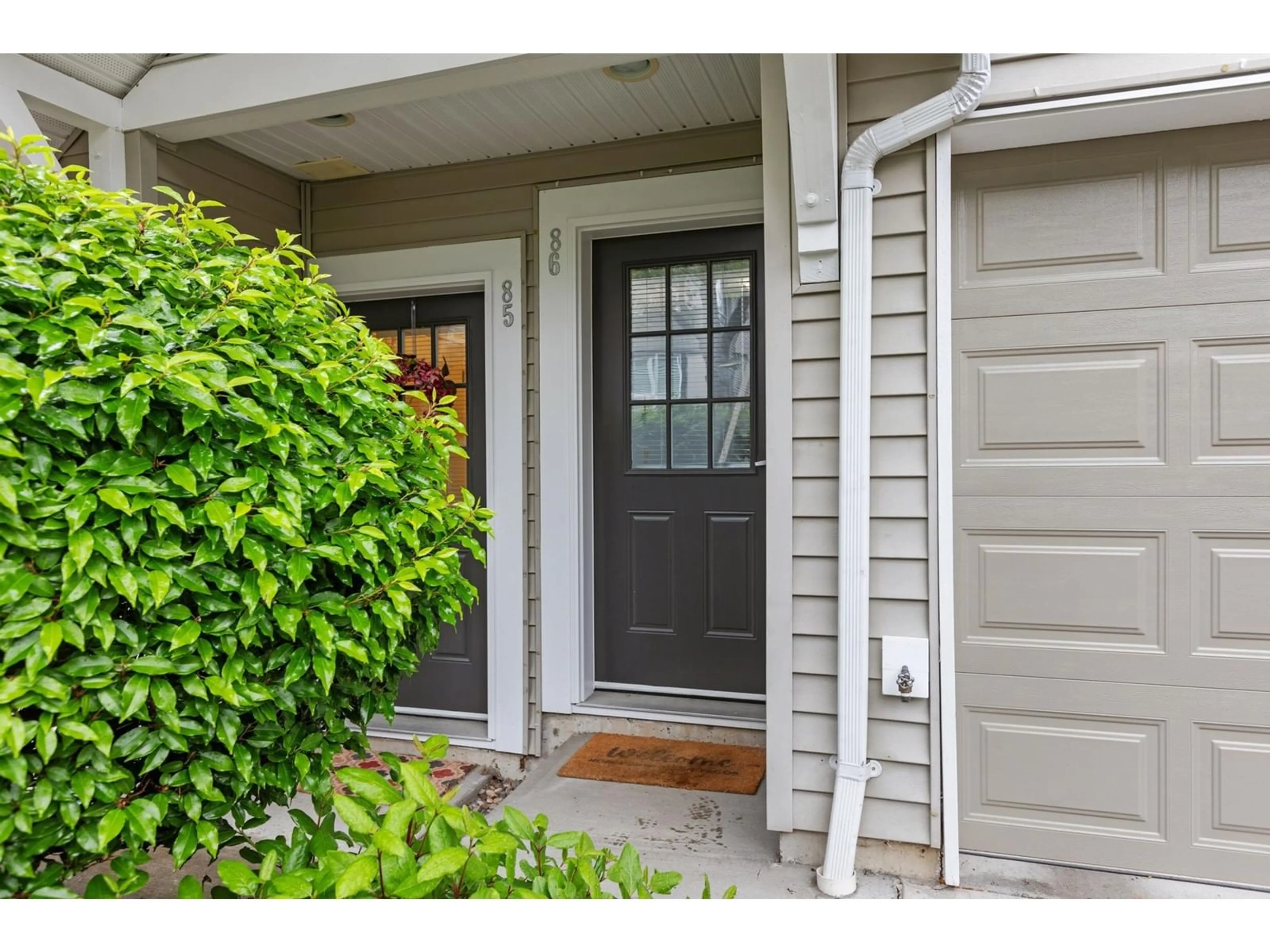 Indoor entryway for 86 - 6747 203, Langley British Columbia V2Y3B5