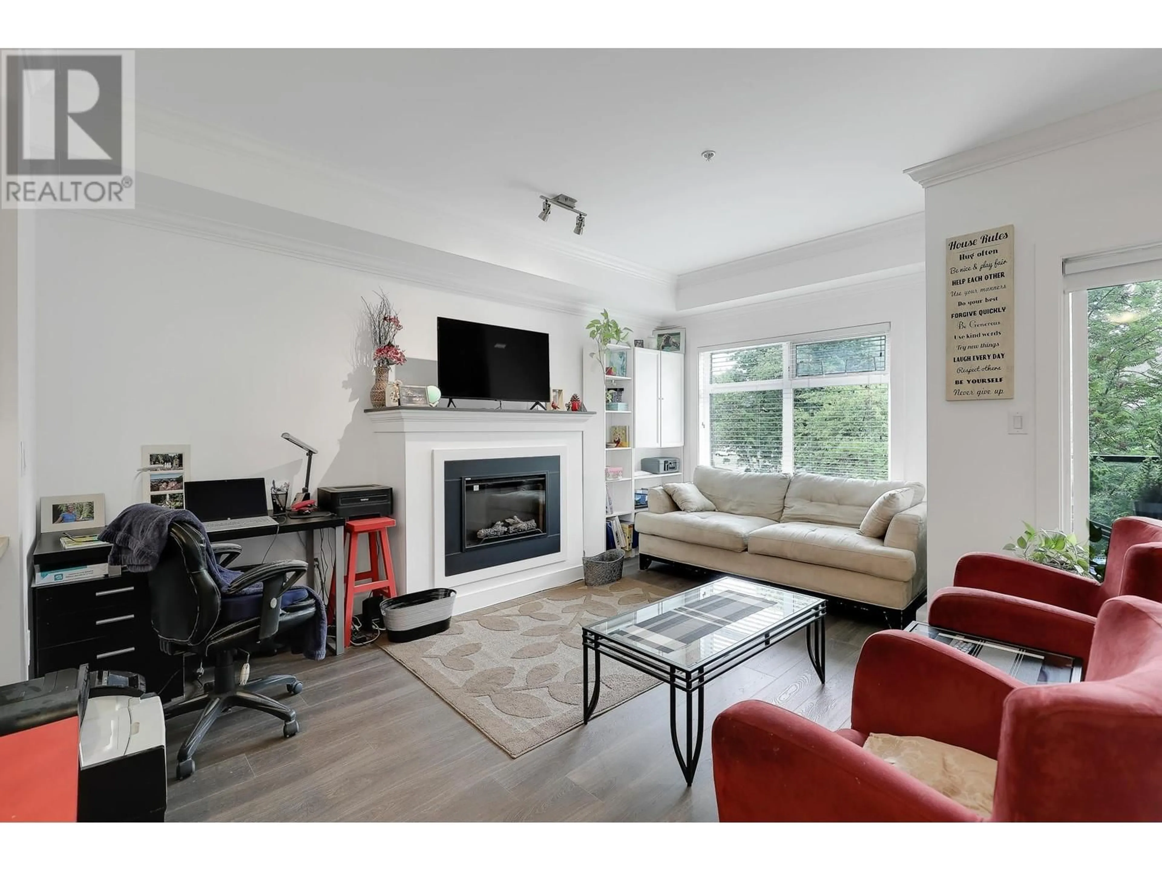 Living room with furniture, unknown for 302 - 11566 224 STREET, Maple Ridge British Columbia V2X9C9