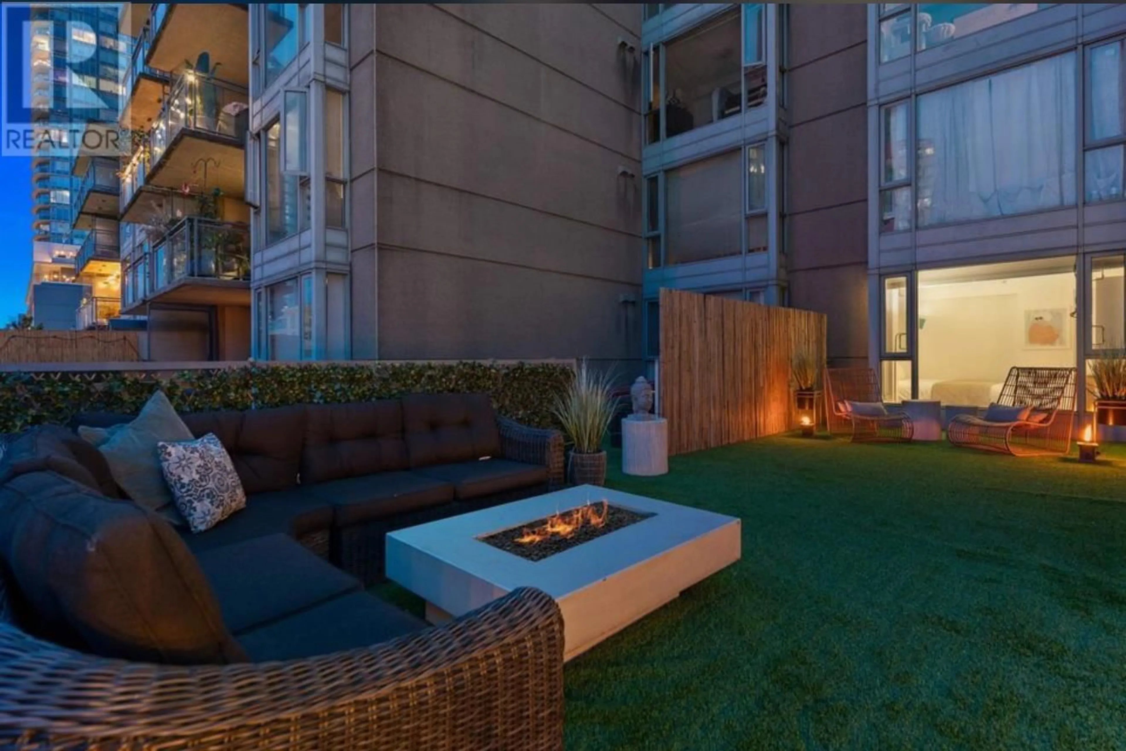 Patio, unknown for 312 - 555 ABBOTT STREET STREET, Vancouver British Columbia V6B6B8