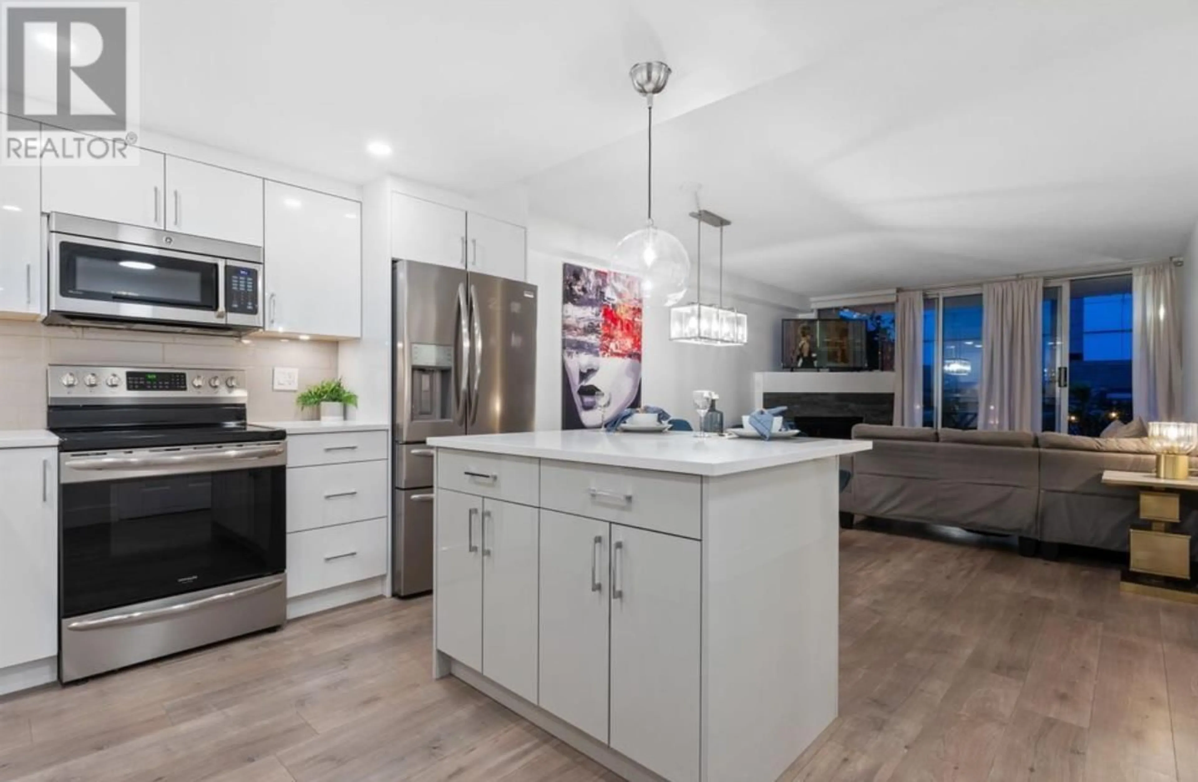 Open concept kitchen, unknown for 312 - 555 ABBOTT STREET STREET, Vancouver British Columbia V6B6B8
