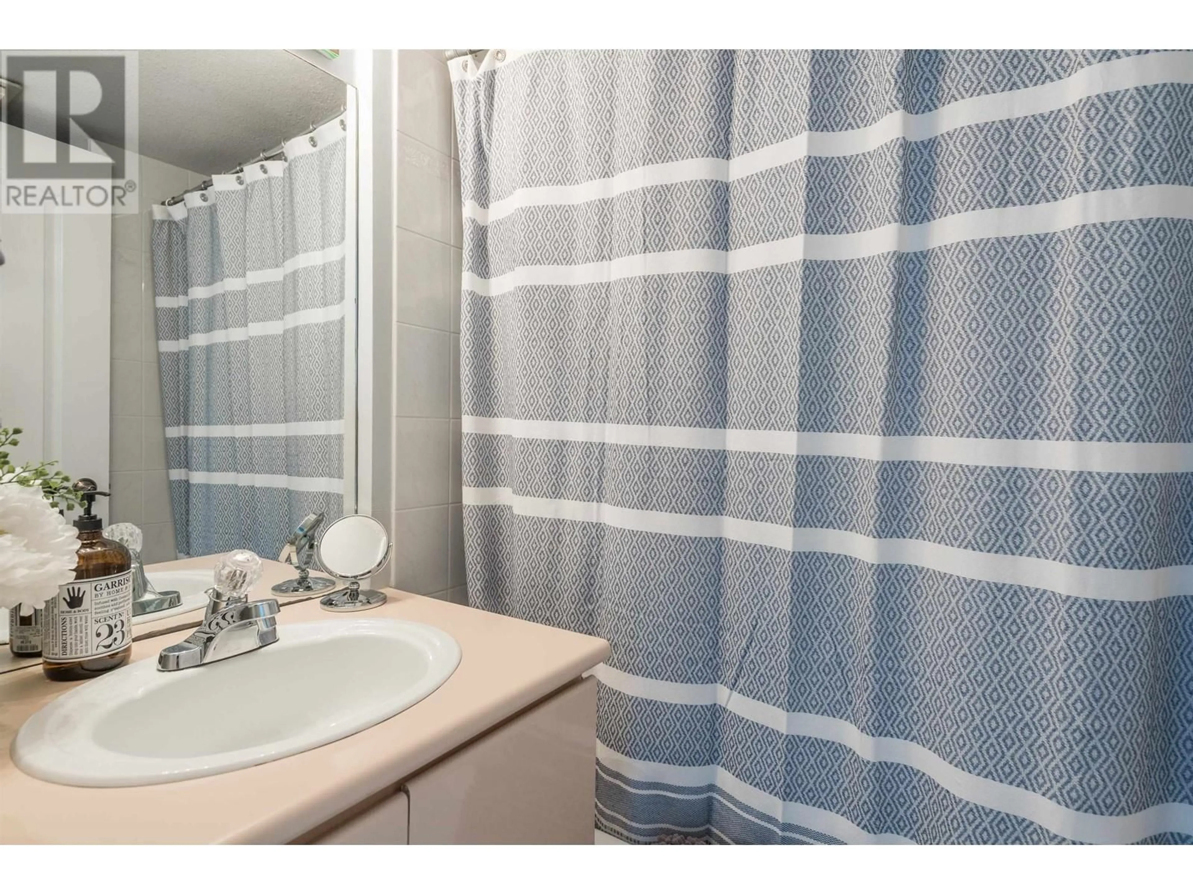Standard bathroom, unknown for 208 - 788 WEST 8TH AVENUE, Vancouver British Columbia V5Z1E1
