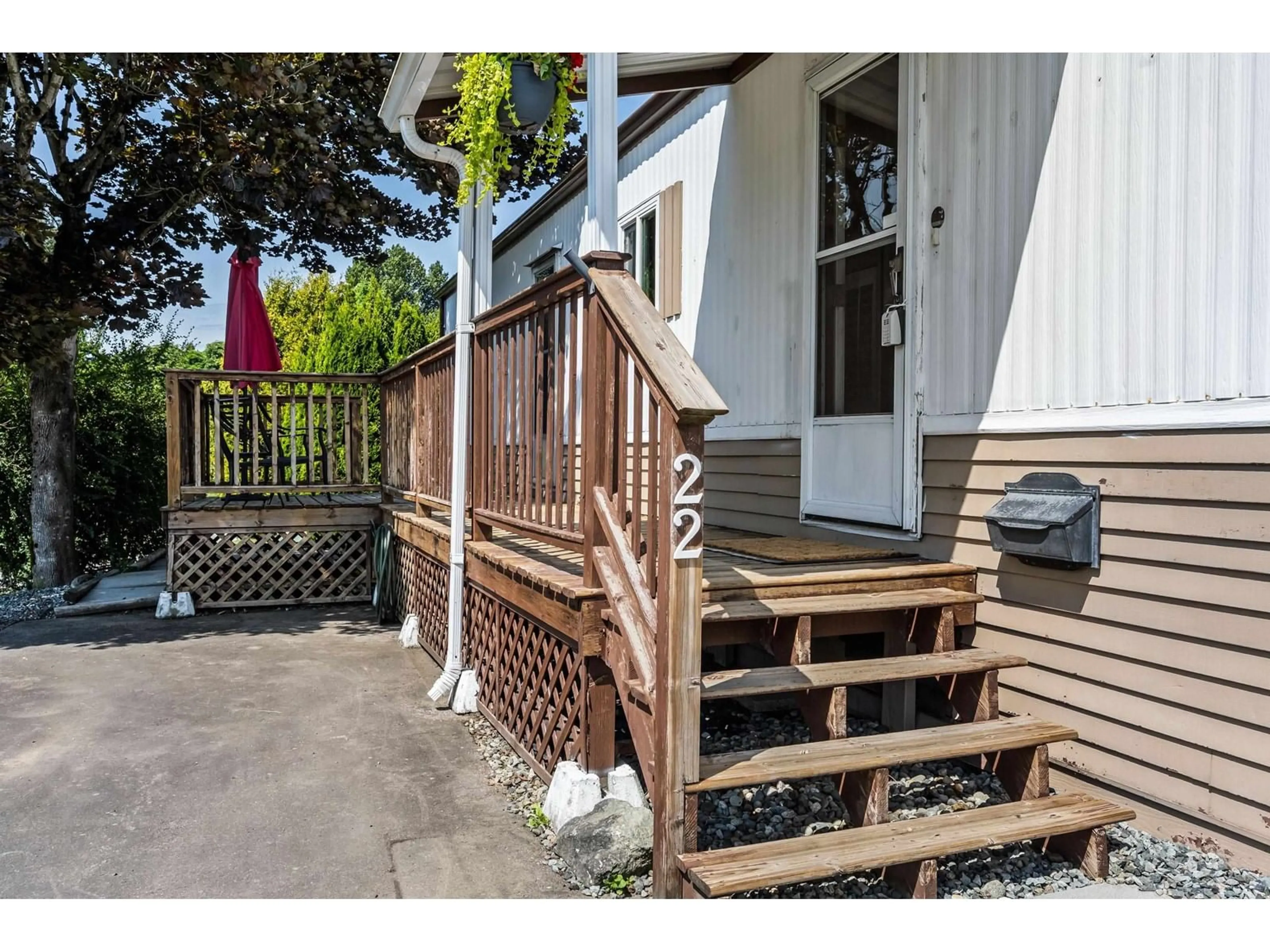 Patio, street for 22 - 2035 MARTENS, Abbotsford British Columbia V2T6M3