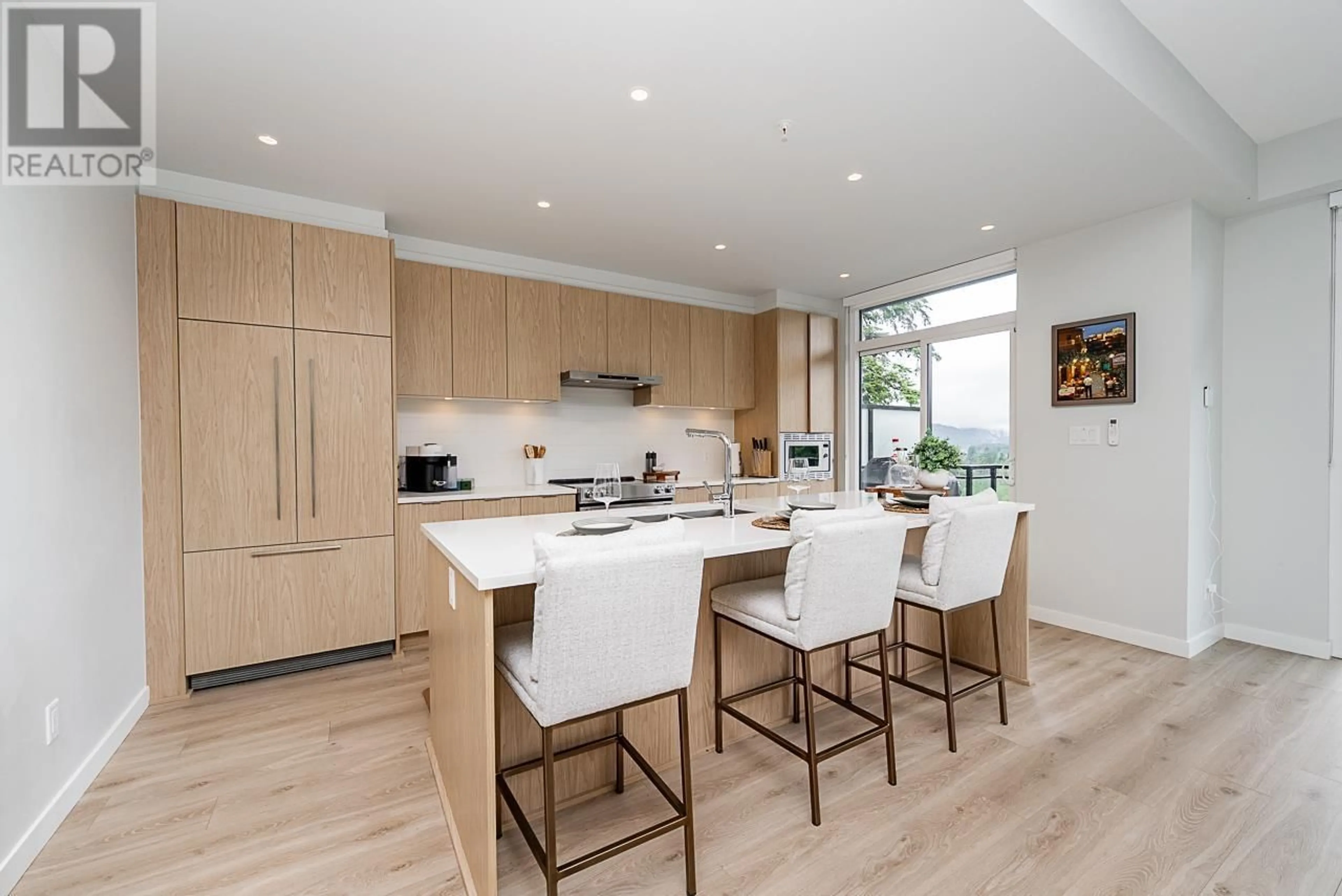 Open concept kitchen, unknown for 41231 HIGHLINE PLACE, Squamish British Columbia V8B1C2