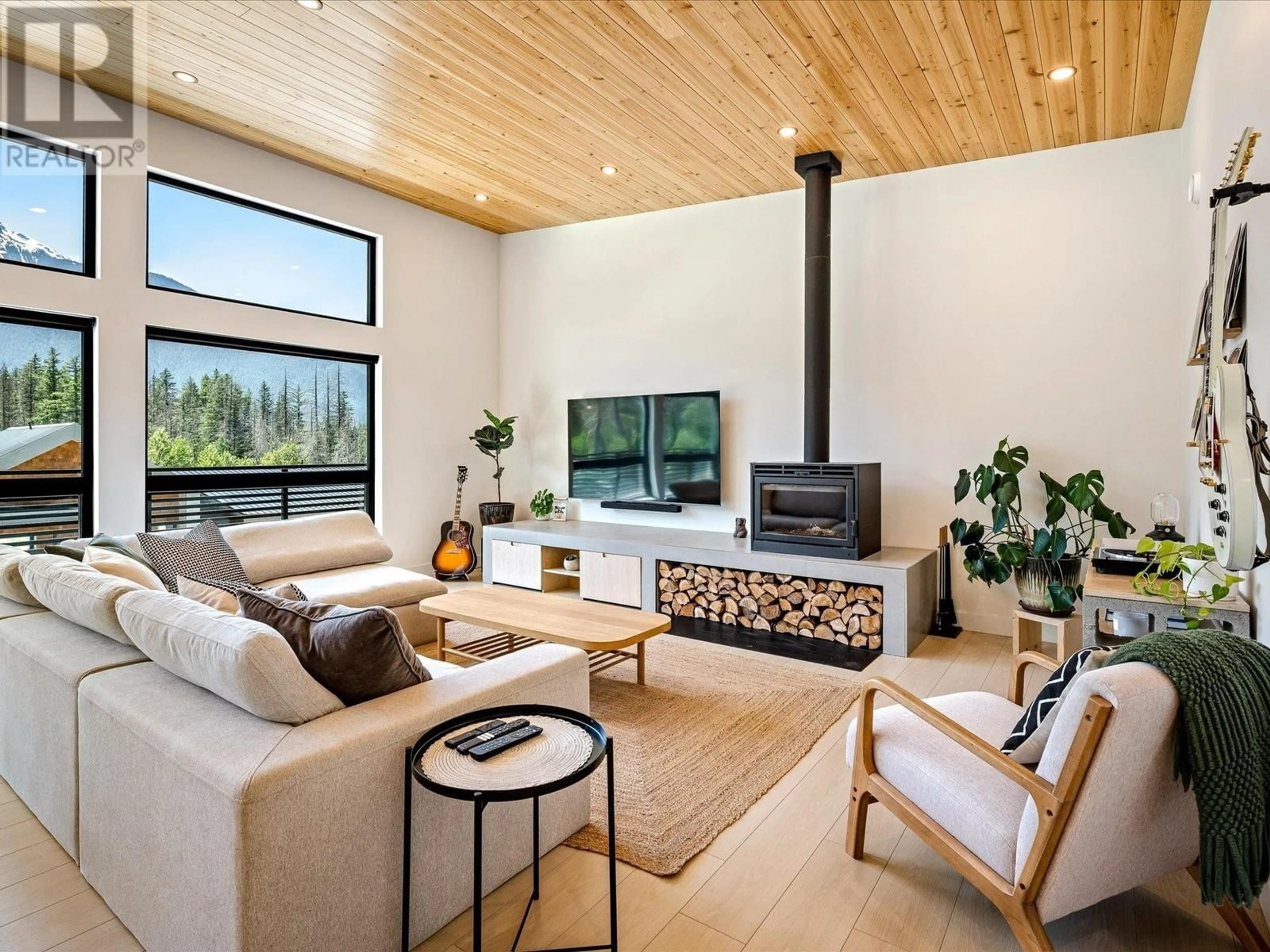 Living room with furniture, unknown for 3011 TENQUILLE PLACE, Pemberton British Columbia V0N2L3