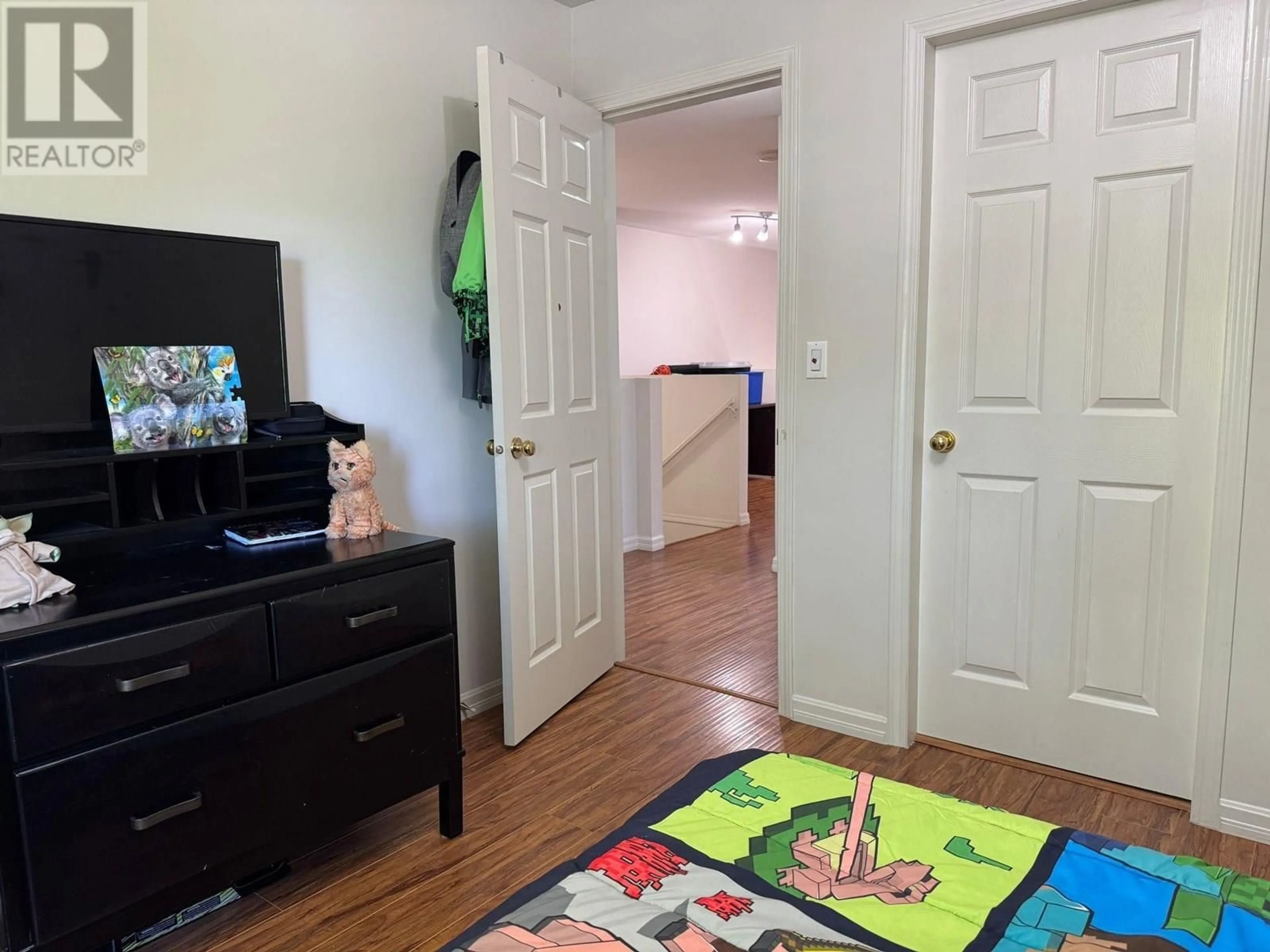 Indoor entryway for 6 - 22980 ABERNETHY LANE, Maple Ridge British Columbia V2X3N4