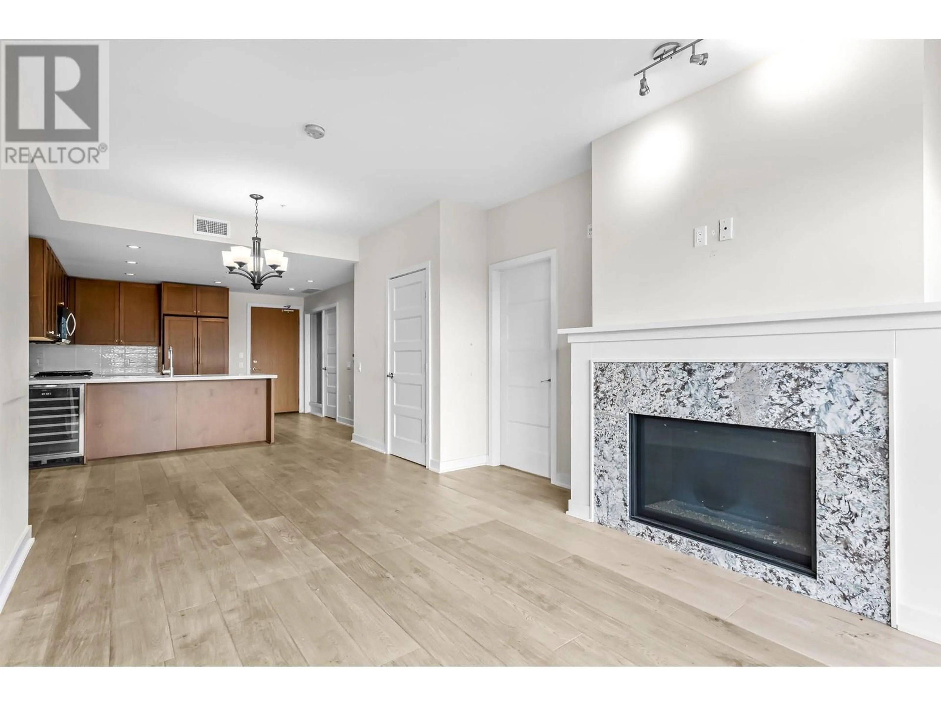 Unknown for 210 - 6168 LONDON ROAD, Richmond British Columbia V7E0C1