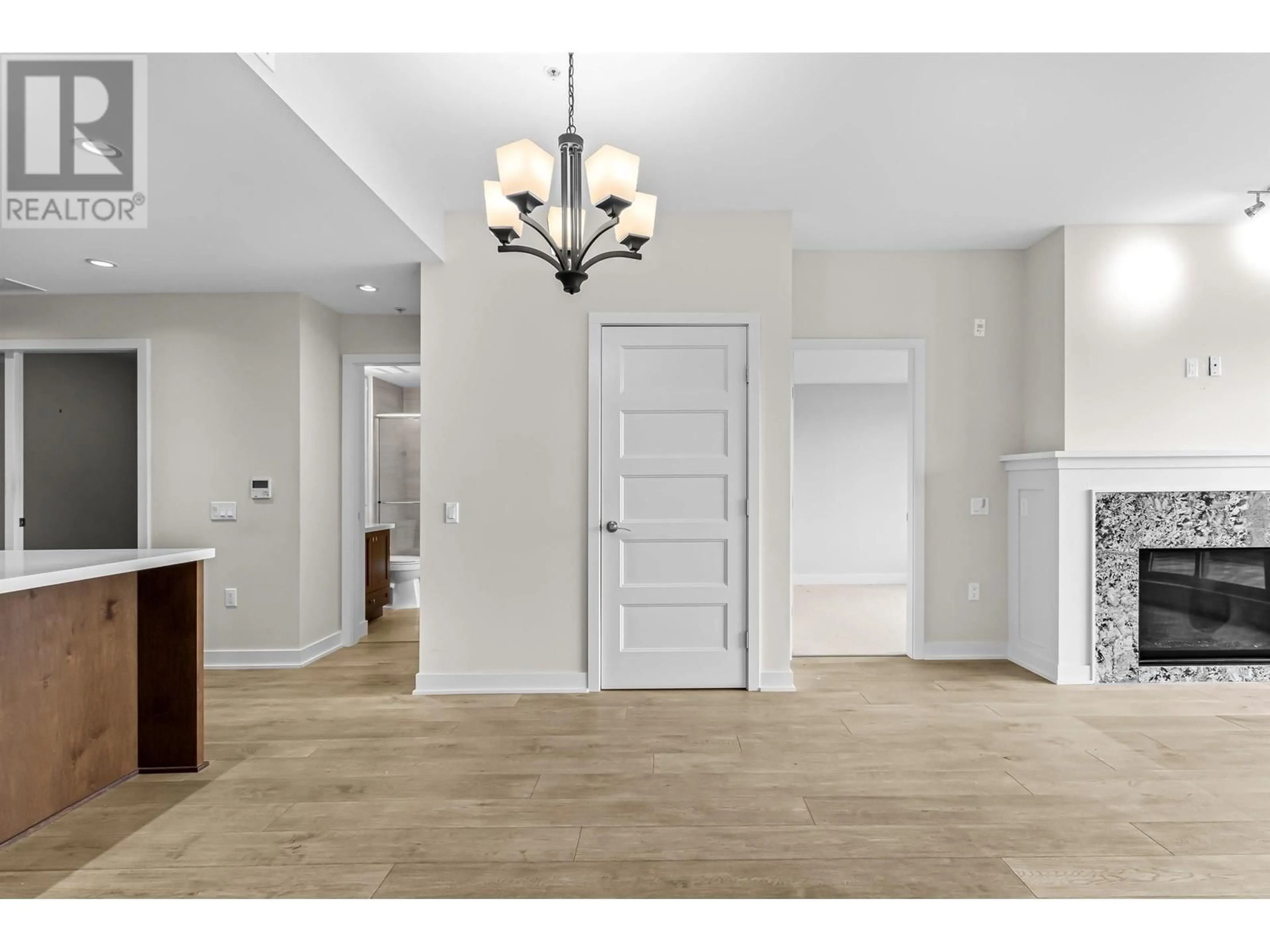 Indoor entryway for 210 - 6168 LONDON ROAD, Richmond British Columbia V7E0C1