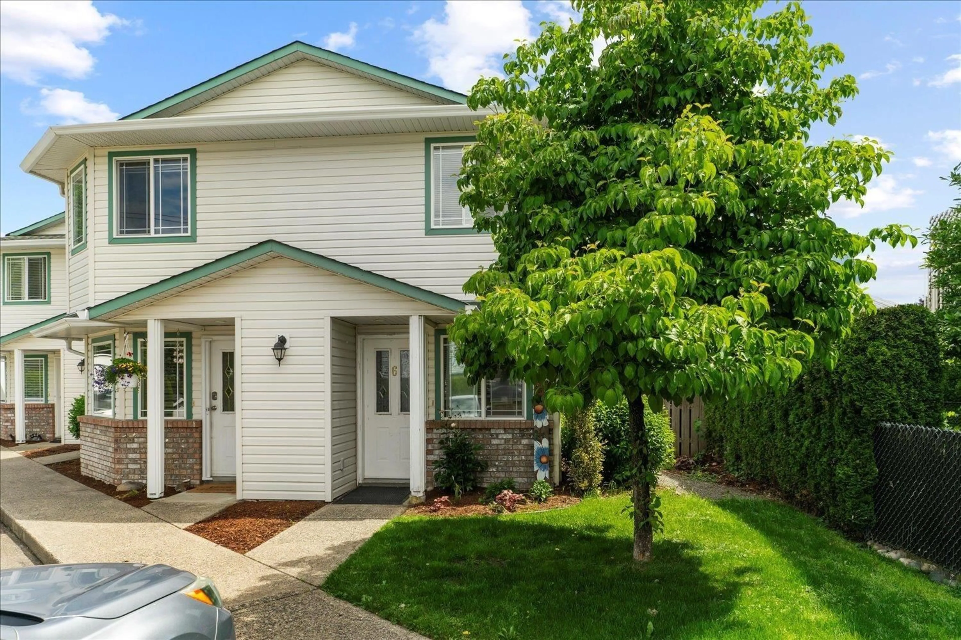 Home with vinyl exterior material, street for 6 - 1836 HEATH ROAD, Agassiz British Columbia V0M1A2