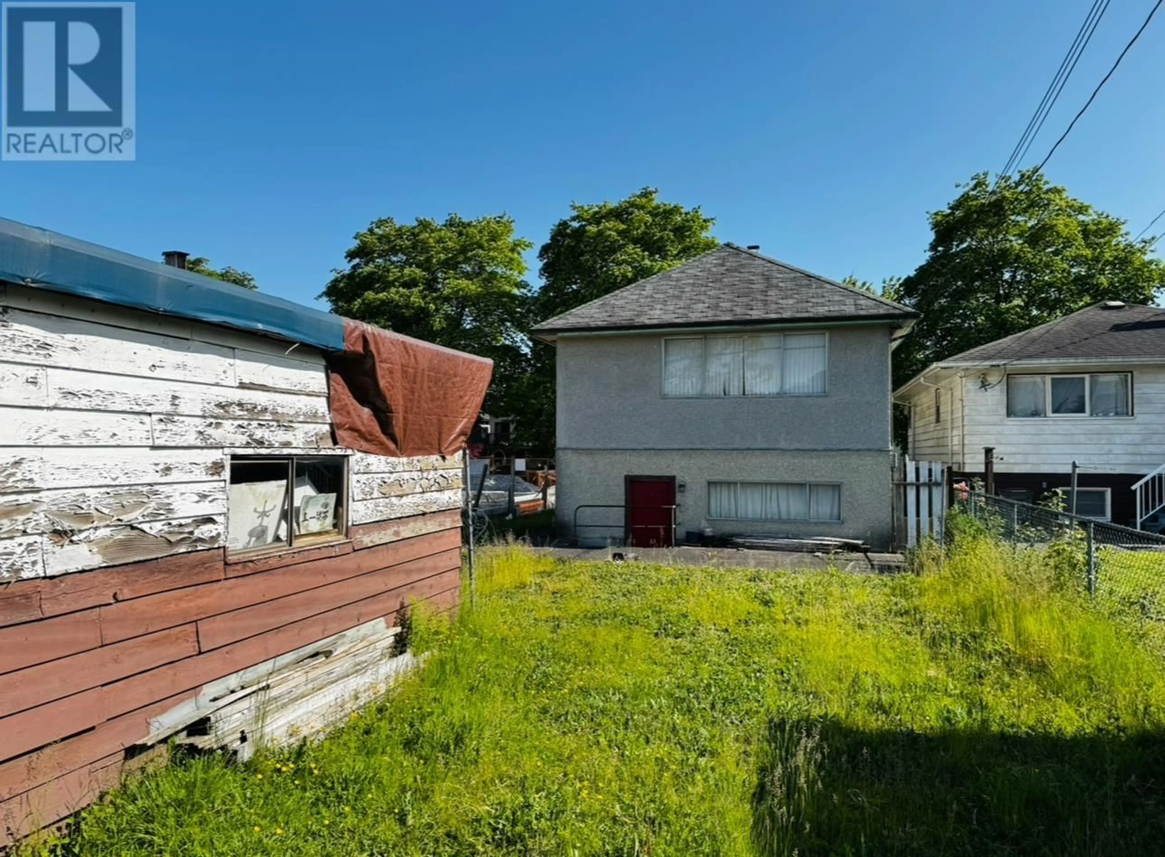 Shed for 2735 GRANT STREET, Vancouver British Columbia V5K3H1