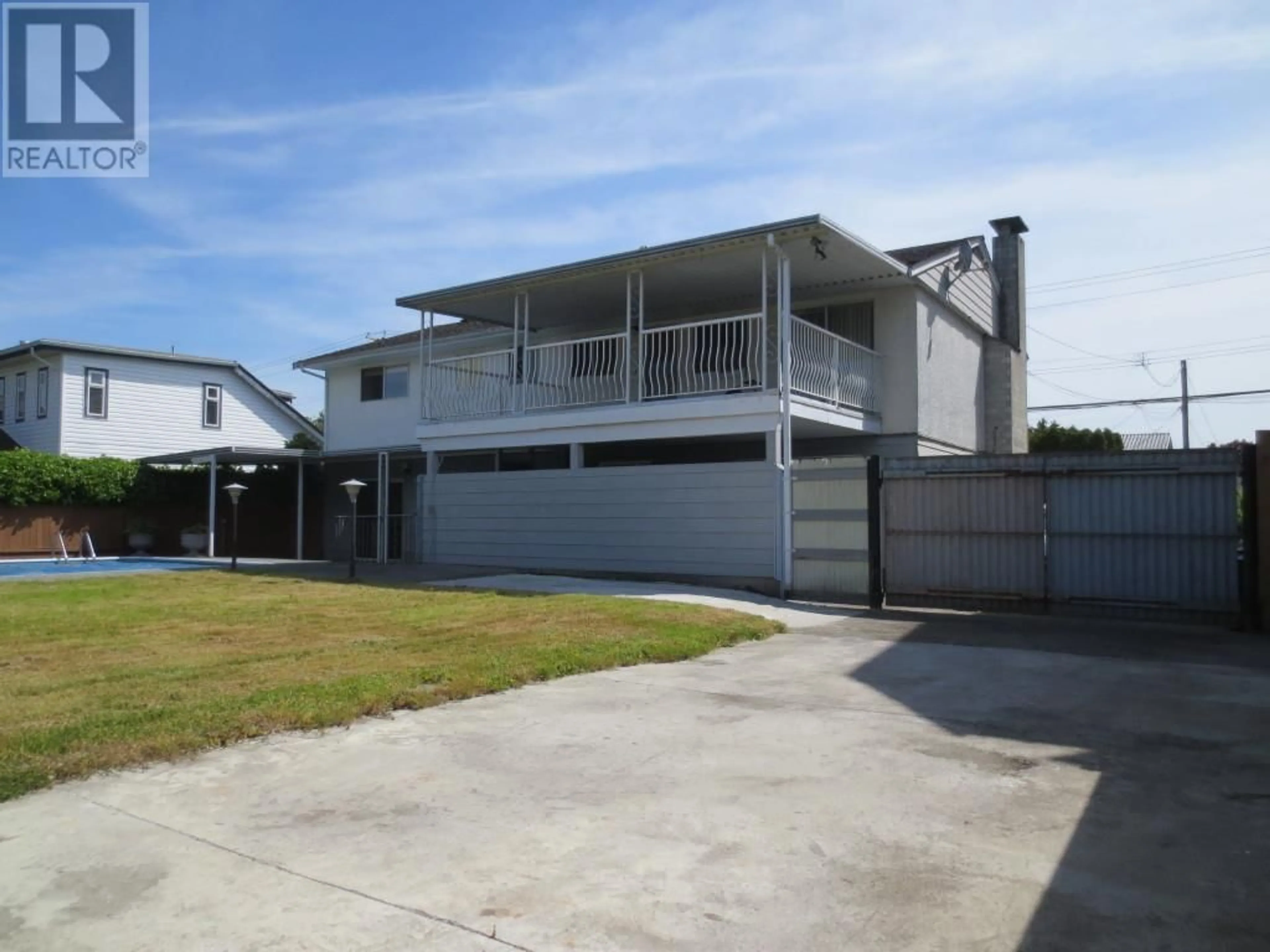 A pic from outside/outdoor area/front of a property/back of a property/a pic from drone, street for 4547 46A STREET, Delta British Columbia V4K2M5