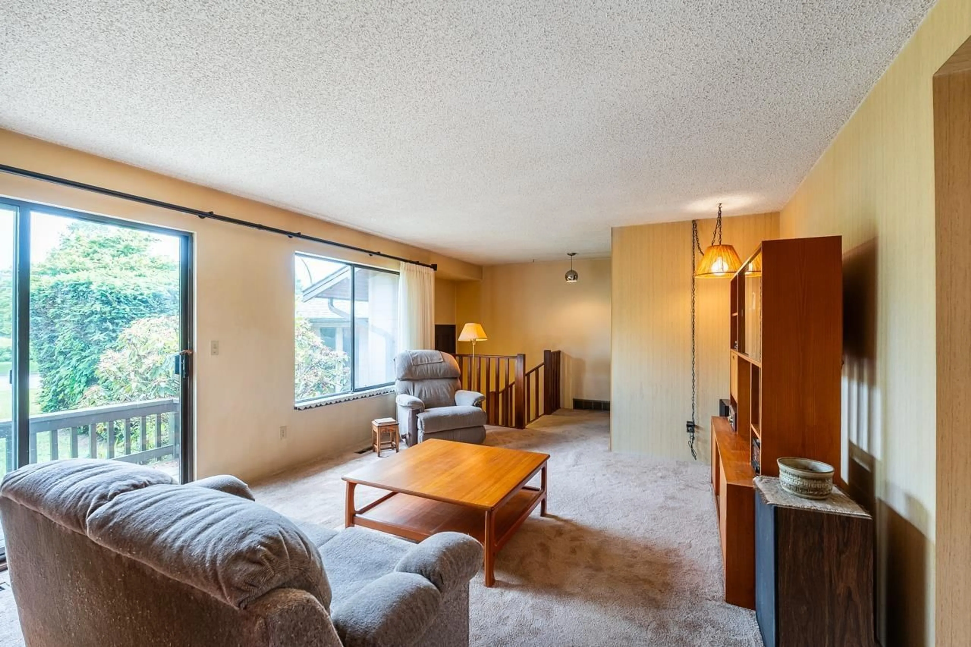 Living room with furniture, unknown for 7771 WANSFORD, Delta British Columbia V4C7T1