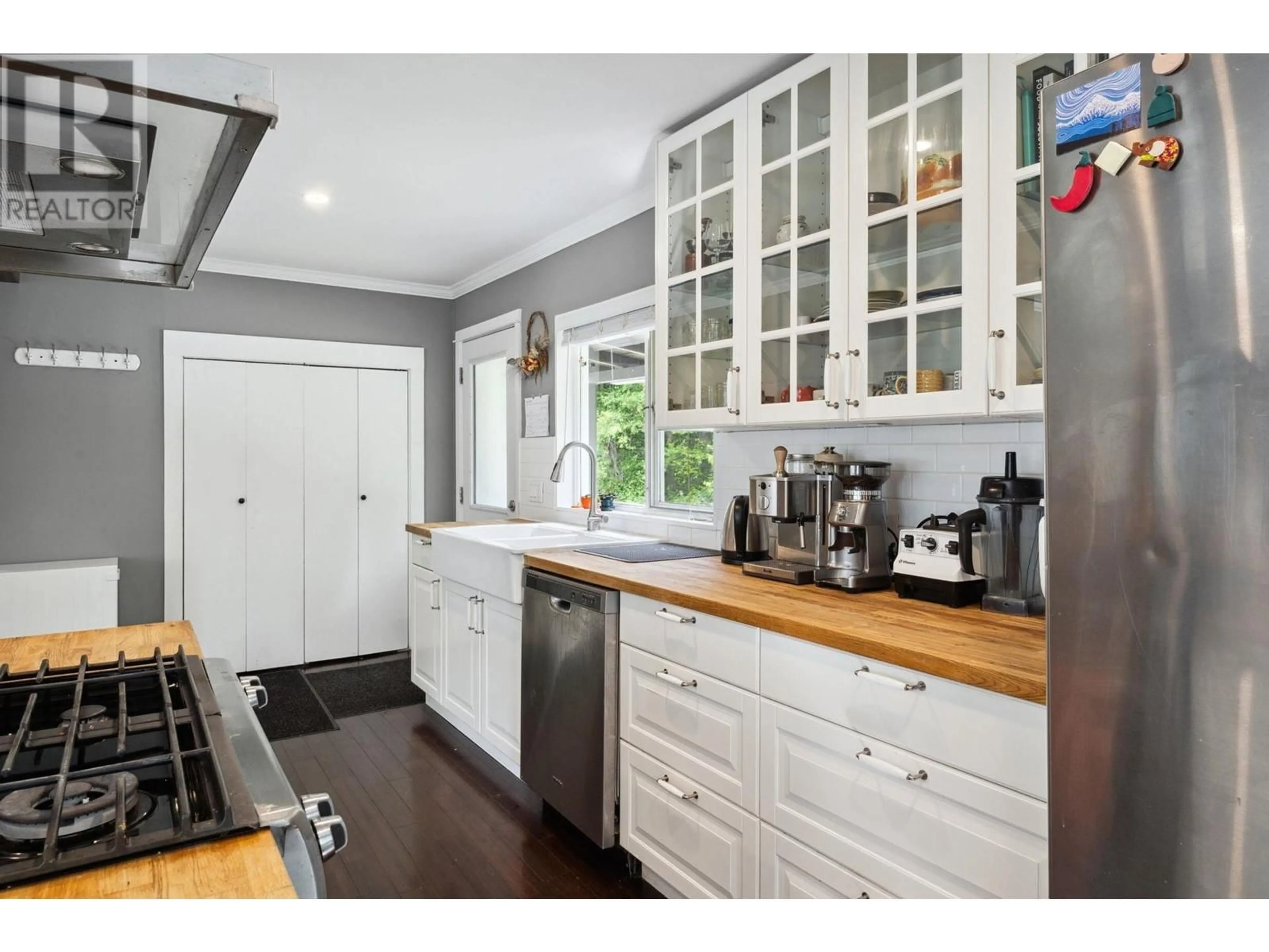 Unknown for 38891 NEWPORT ROAD, Squamish British Columbia V8B0C9