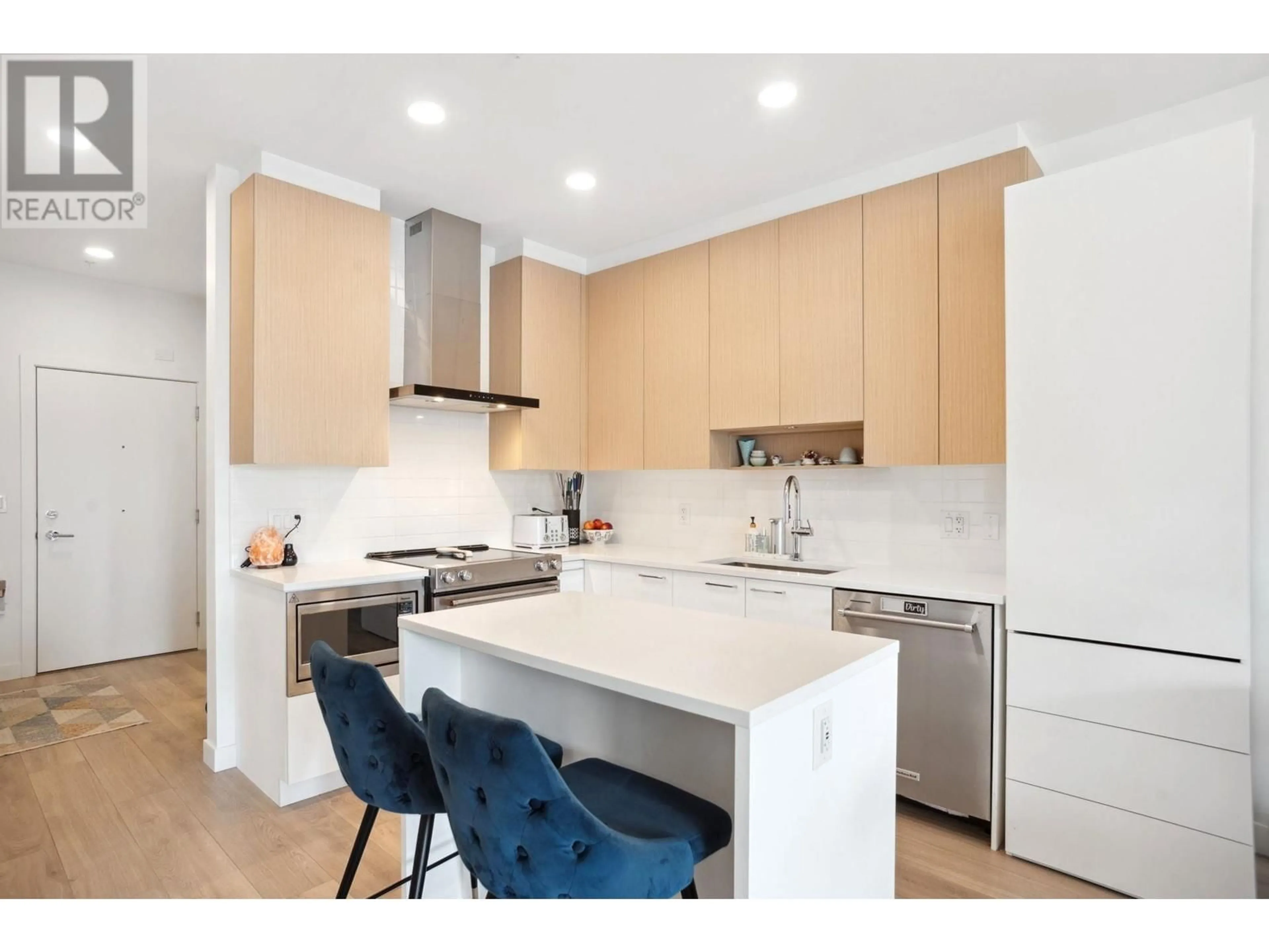 Open concept kitchen, unknown for 420 - 7599 15TH STREET, Burnaby British Columbia V3N0H9