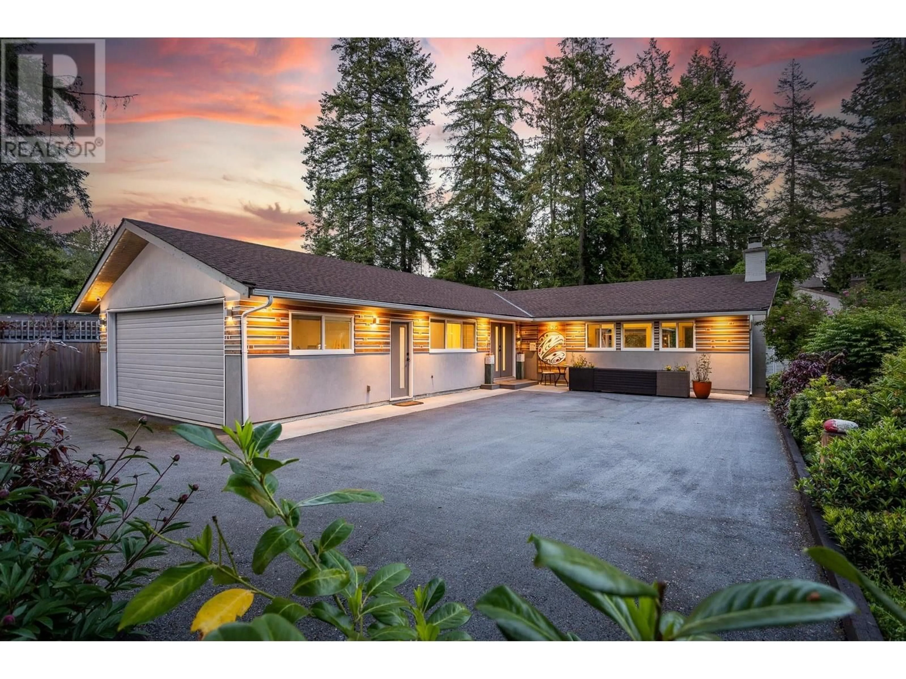 Unknown for 2420 EDGEMONT BOULEVARD, North Vancouver British Columbia V7P2L1
