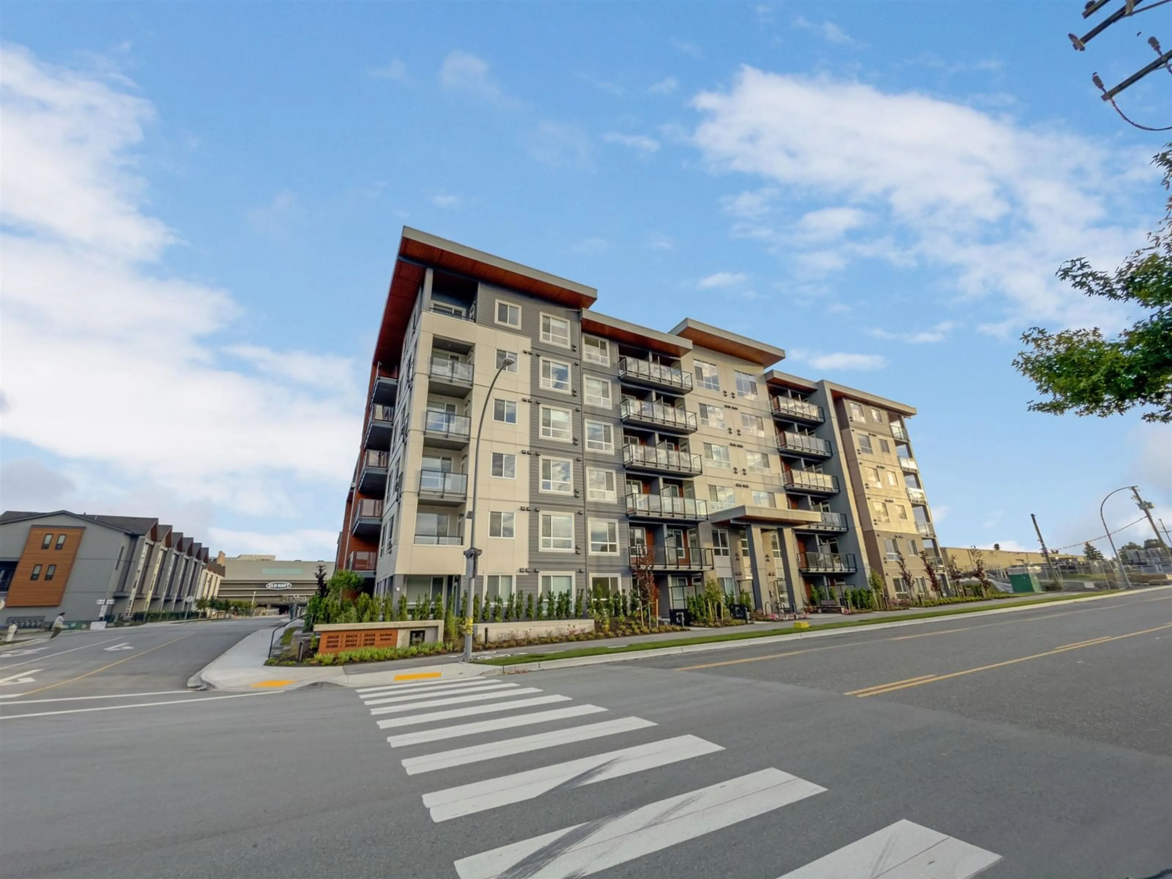 Unknown for 610 - 30490 CARDINAL, Abbotsford British Columbia V2T0C5