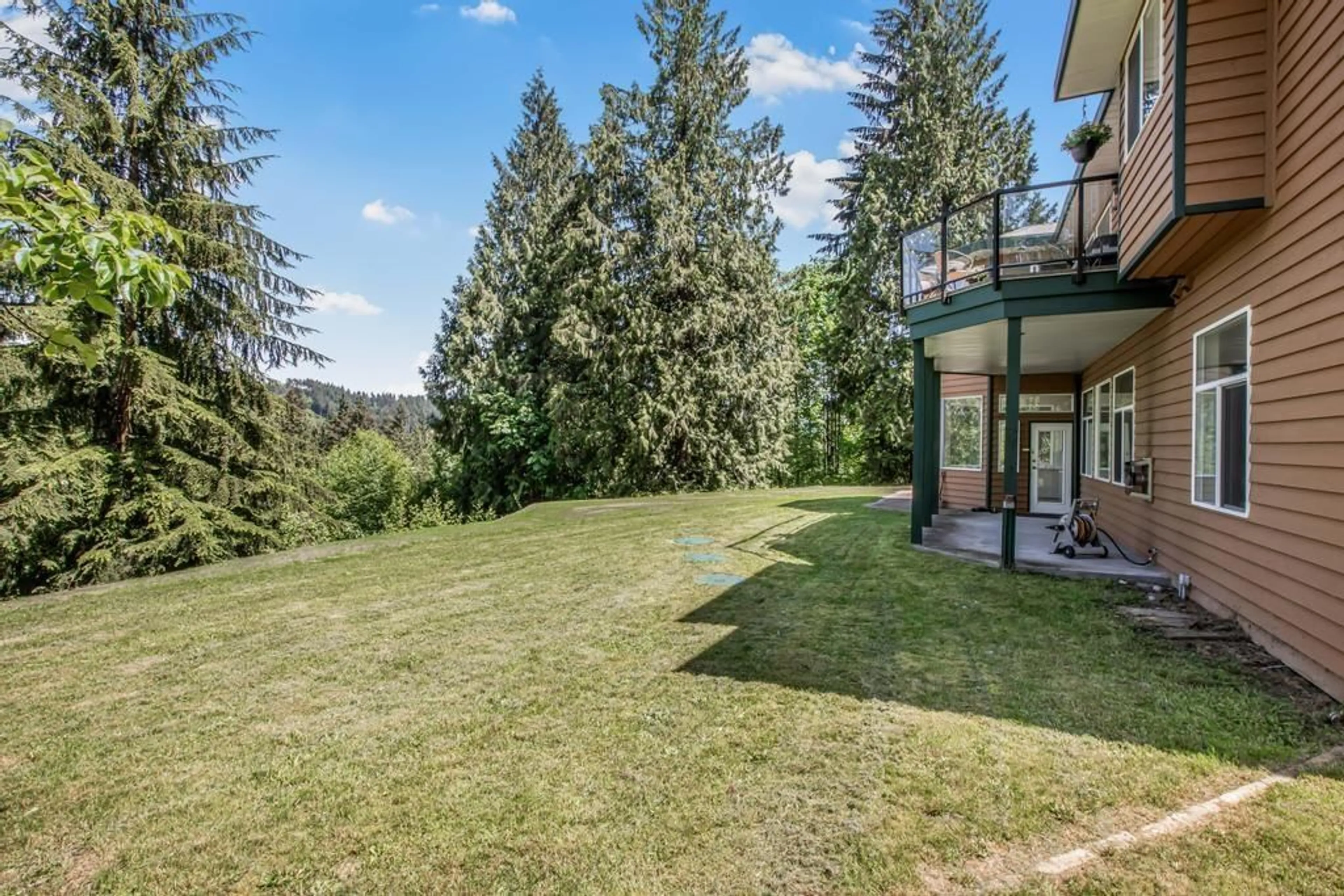 Patio, mountain view for 31161 SILVERHILL, Mission British Columbia V4S1G8