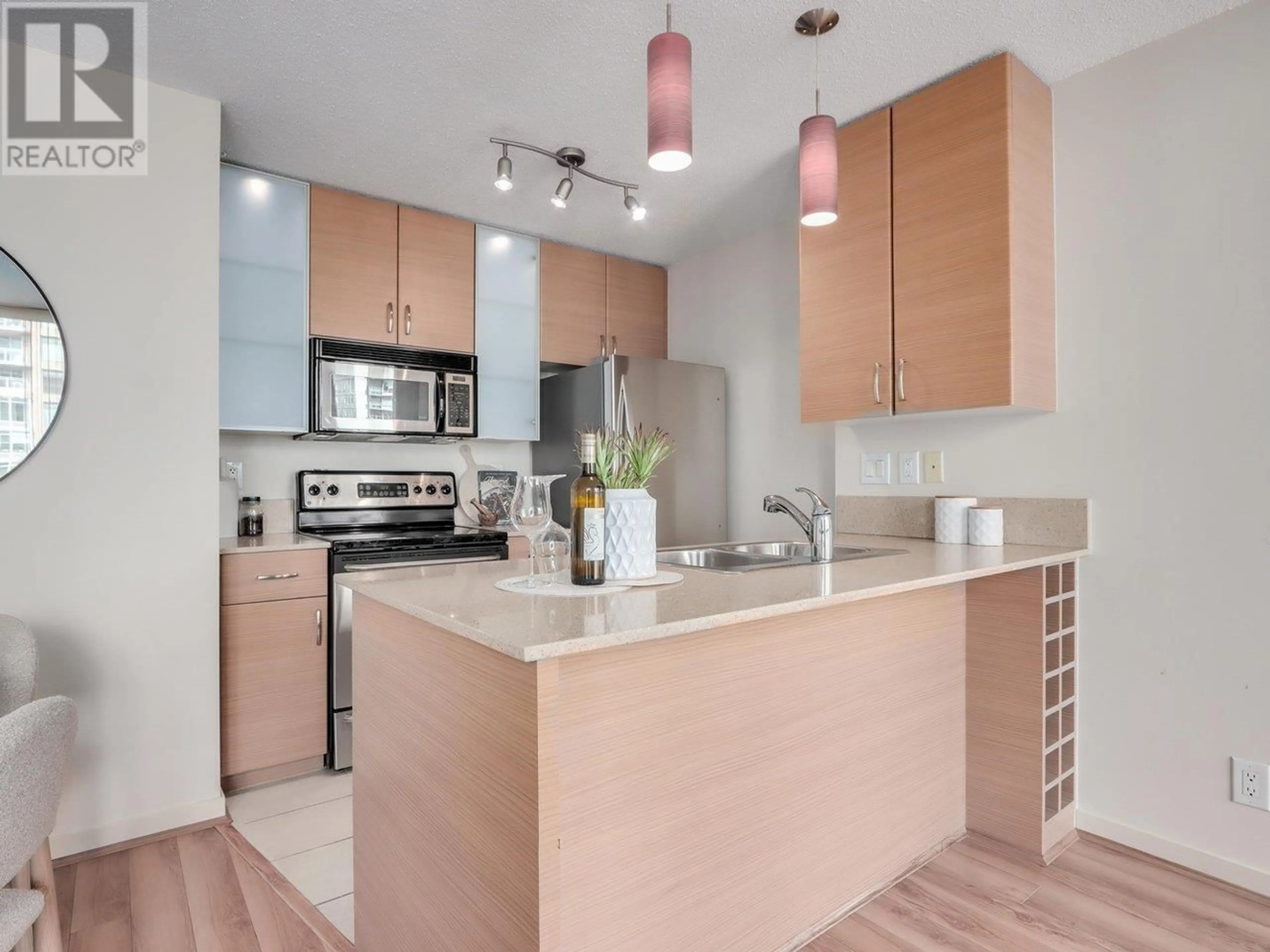 Open concept kitchen, unknown for 2204 - 928 HOMER STREET, Vancouver British Columbia V6B1T7