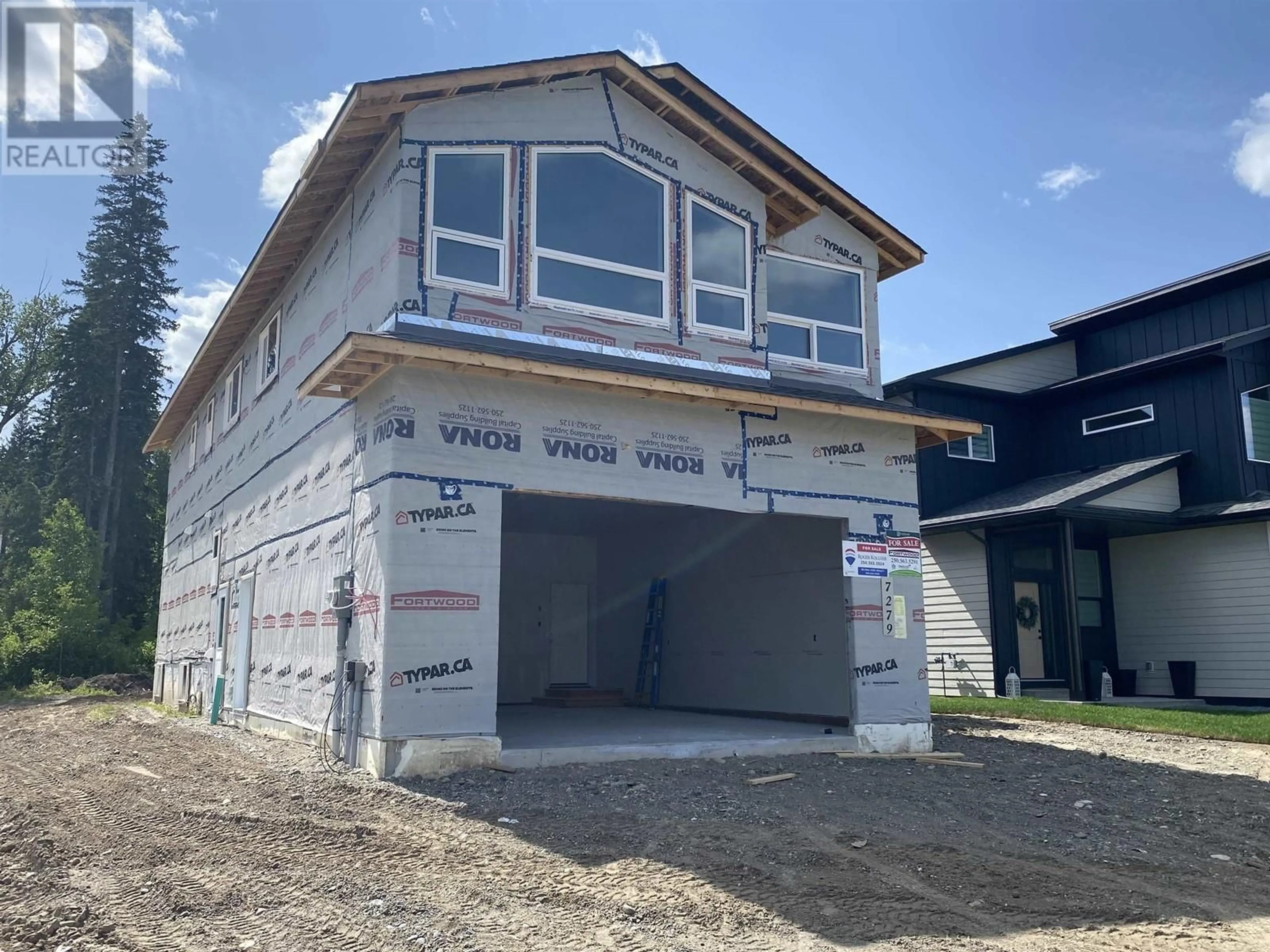 Home with vinyl exterior material, building for 7279 FOXRIDGE AVENUE, Prince George British Columbia V2N0H2