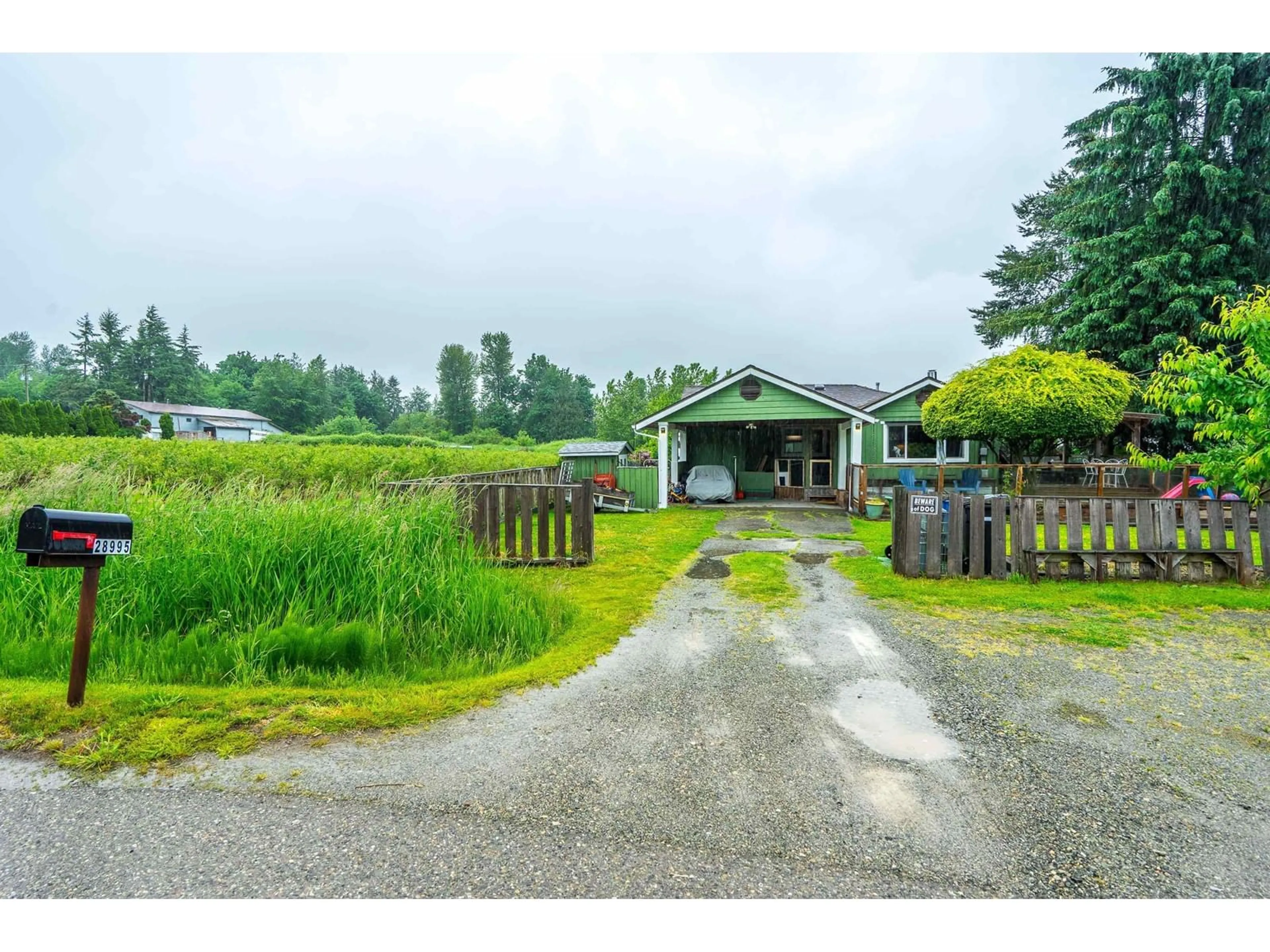 A pic from outside/outdoor area/front of a property/back of a property/a pic from drone, unknown for 28995 MCTAVISH, Abbotsford British Columbia V4X2E7
